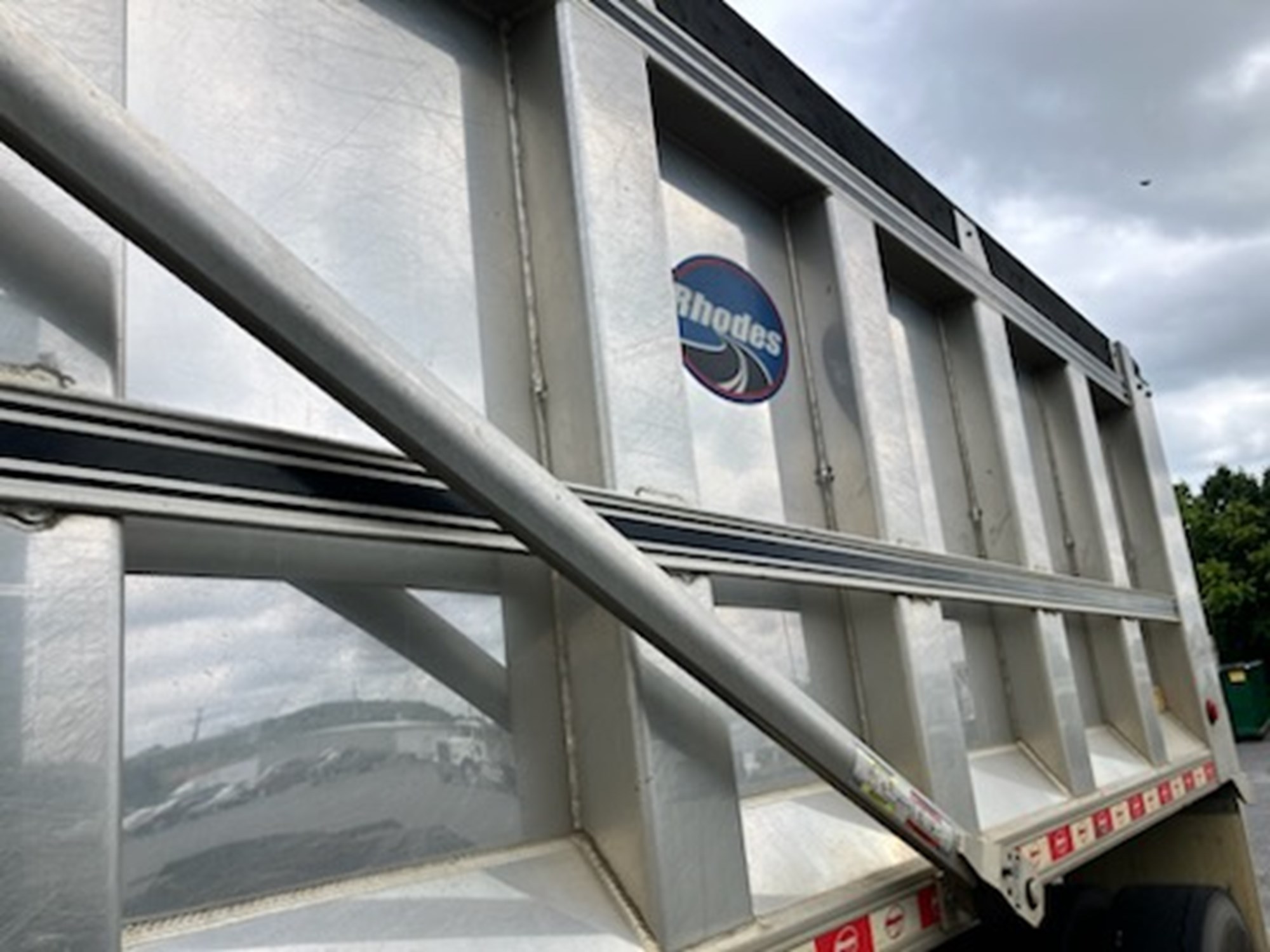 2022 Kenworth T370 - image 6 of 6