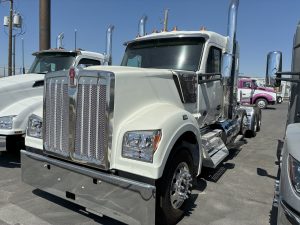 2026 Kenworth W990 TJ194002-01