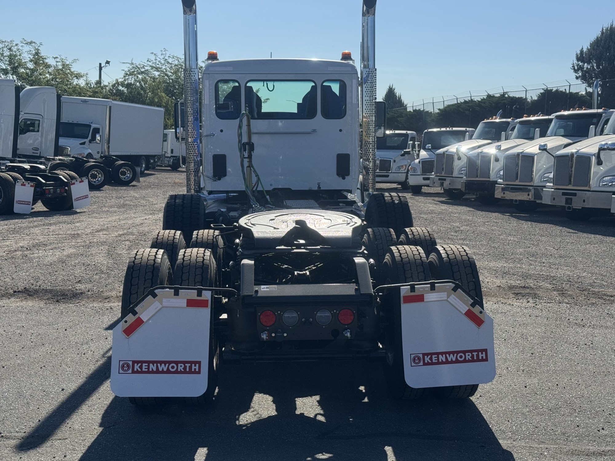 2026 Kenworth T880 TJ194245-04 2026 Kenworth T880 TJ194245-04