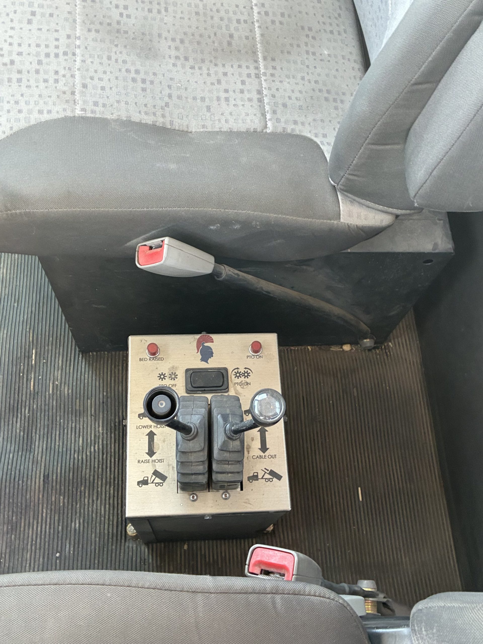 2019 Kenworth T440 - image 6 of 6