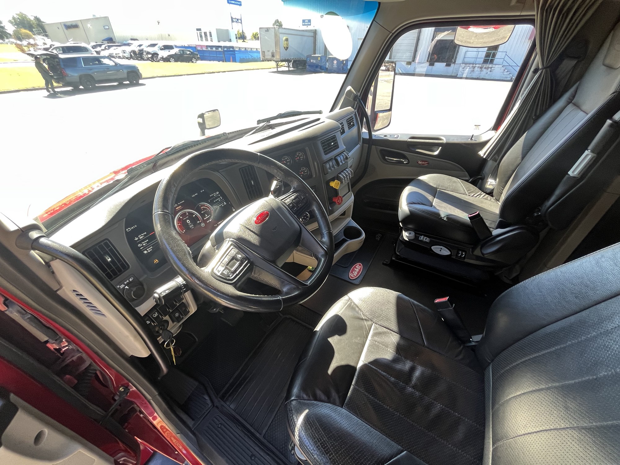 2023 Peterbilt 579 PD862309U-17 2023 Peterbilt 579 PD862309U-17