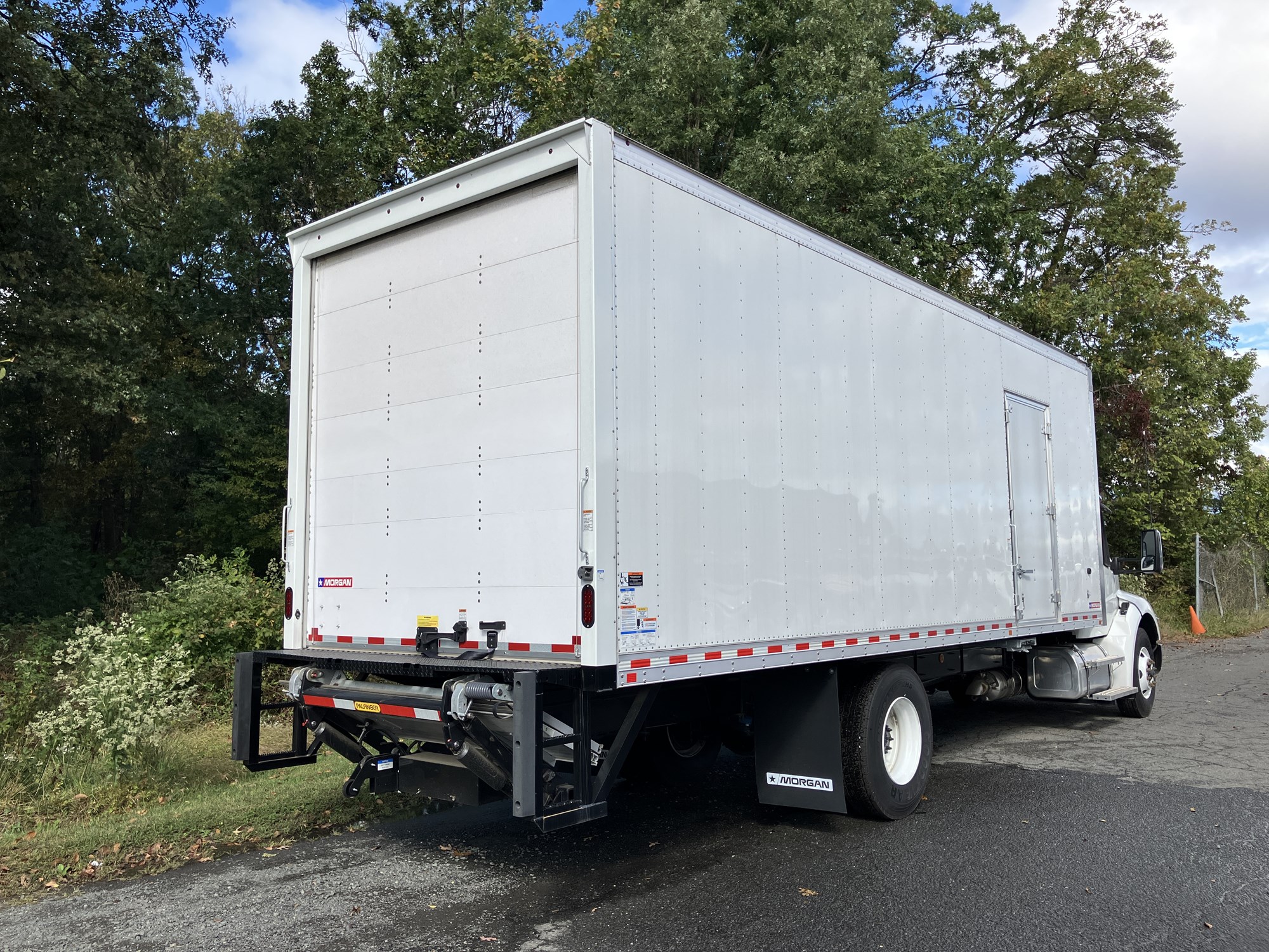 2025 Kenworth T280 - image 5 of 6