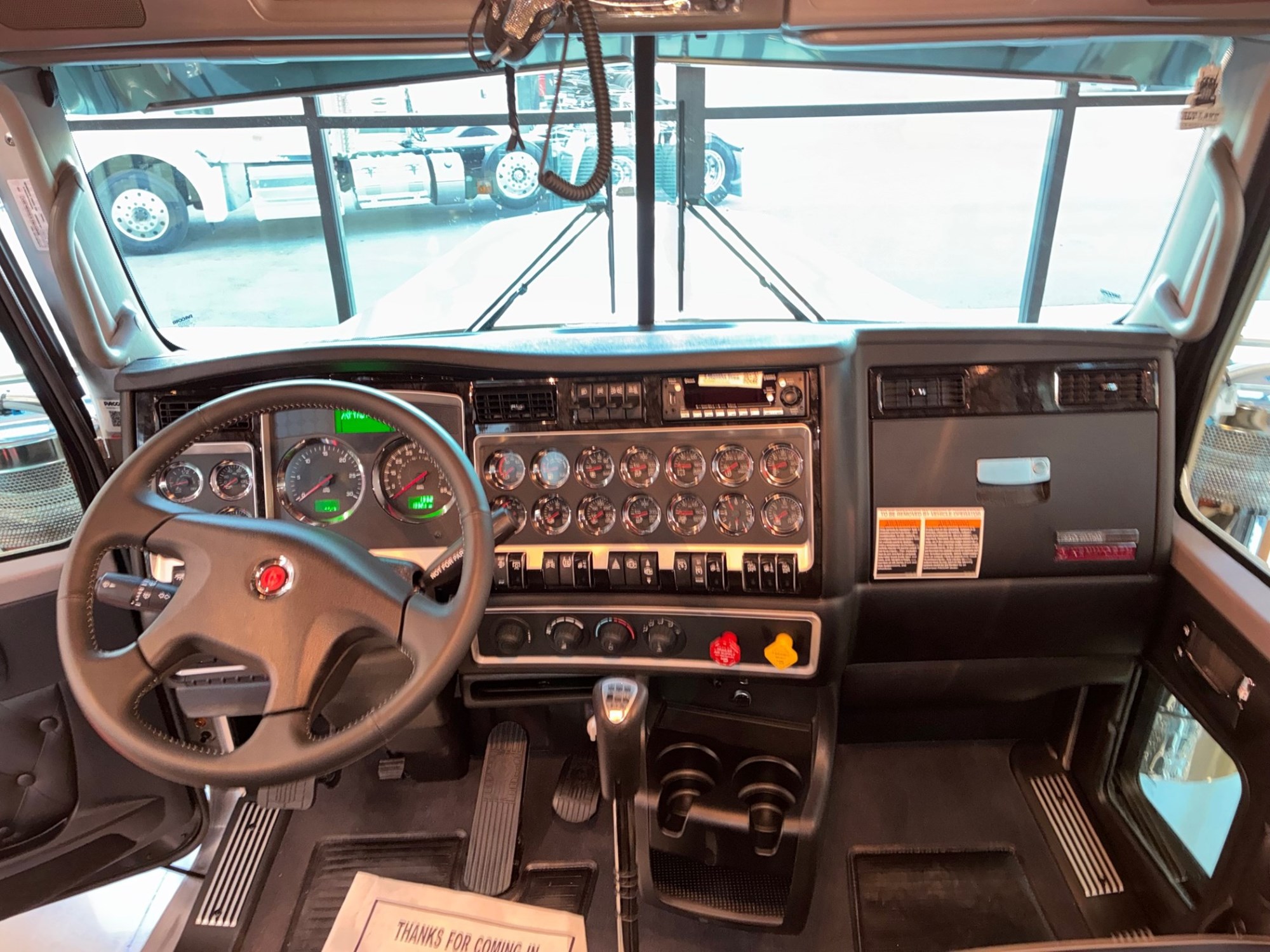 2026 Kenworth W900B TR216898-09 2026 Kenworth W900B TR216898-09