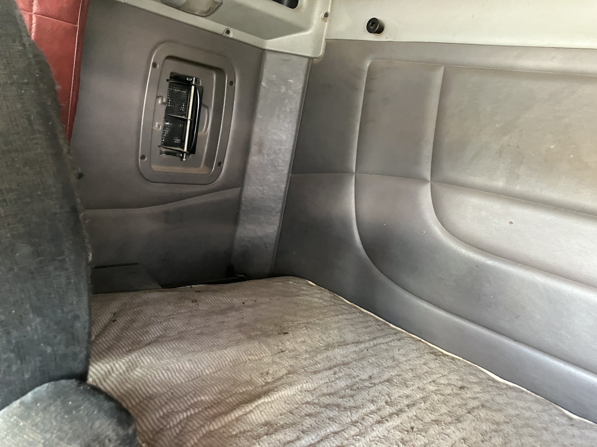 1997 Peterbilt 379 VD421761U-10 1997 Peterbilt 379 VD421761U-10