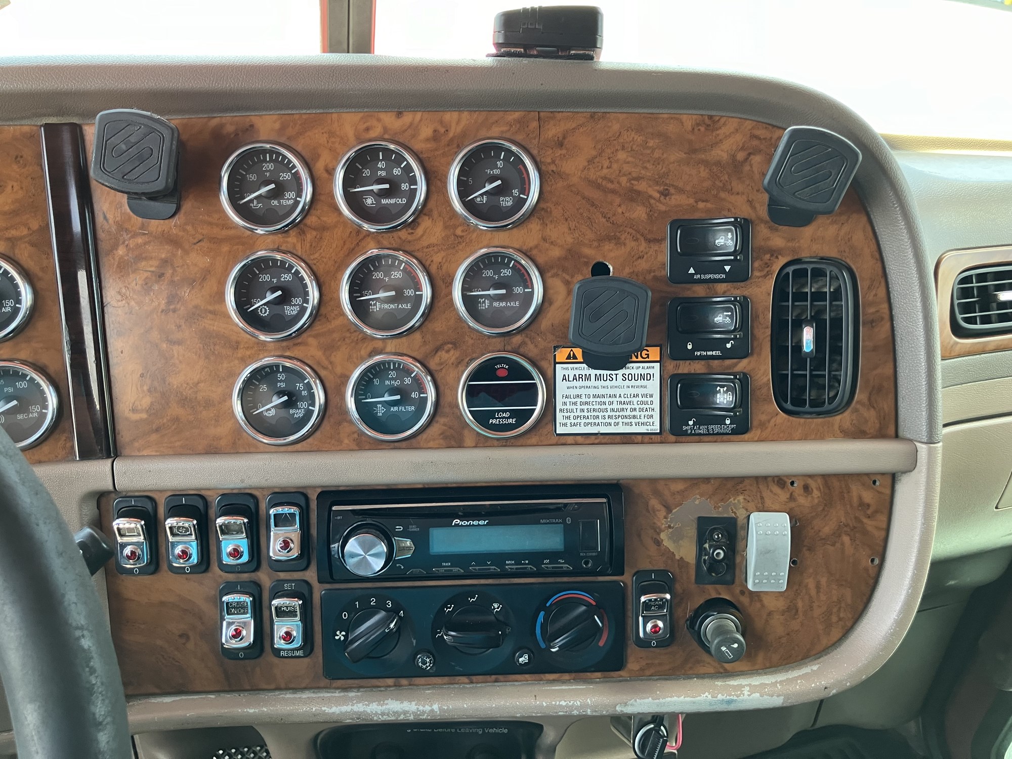 2007 Peterbilt 379 2007 Peterbilt 379 - image 6 of 6