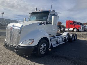 2017 Kenworth T680 HJ165331U-01