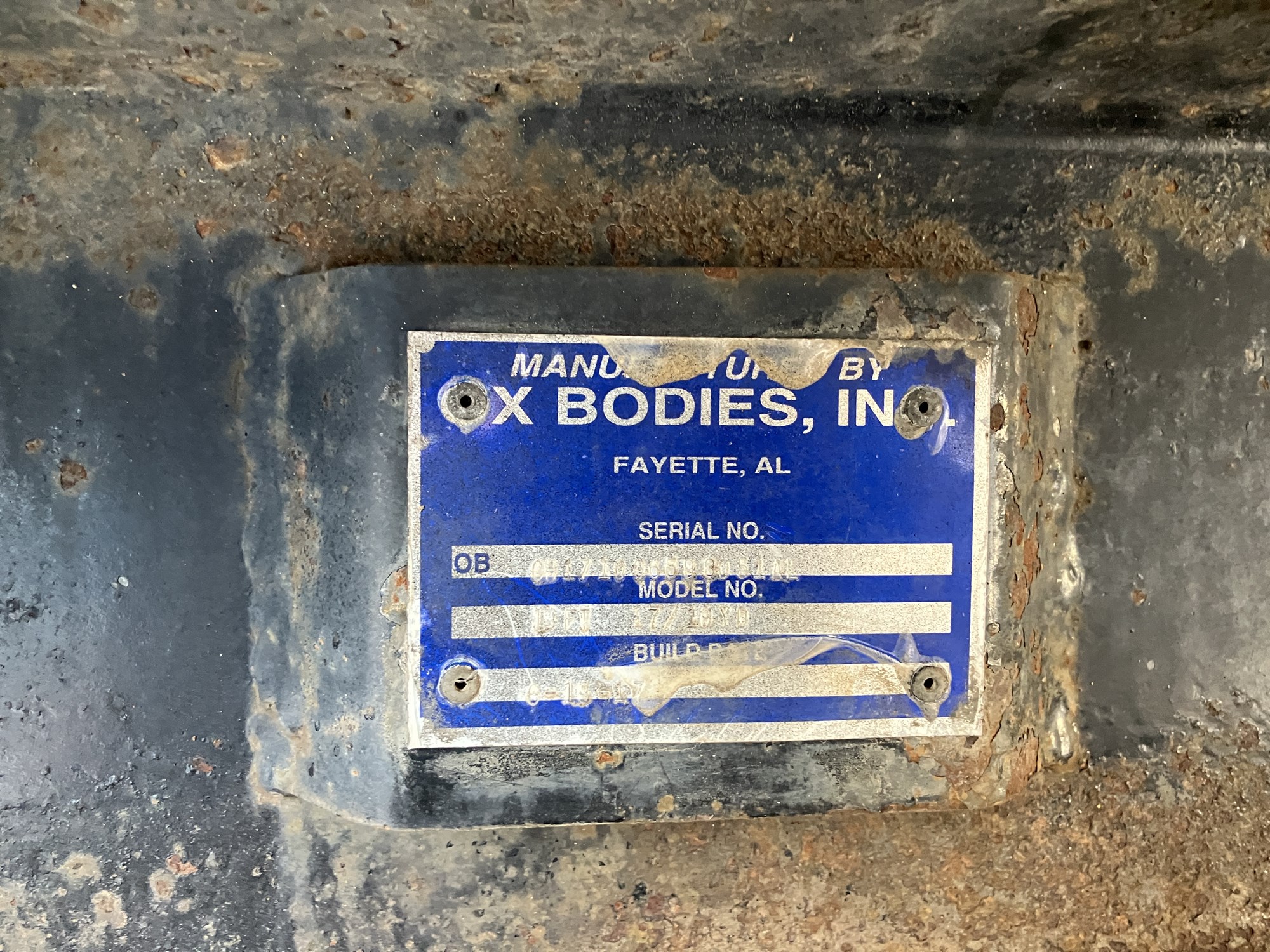 2018 Mack GU713 - image 2 of 2