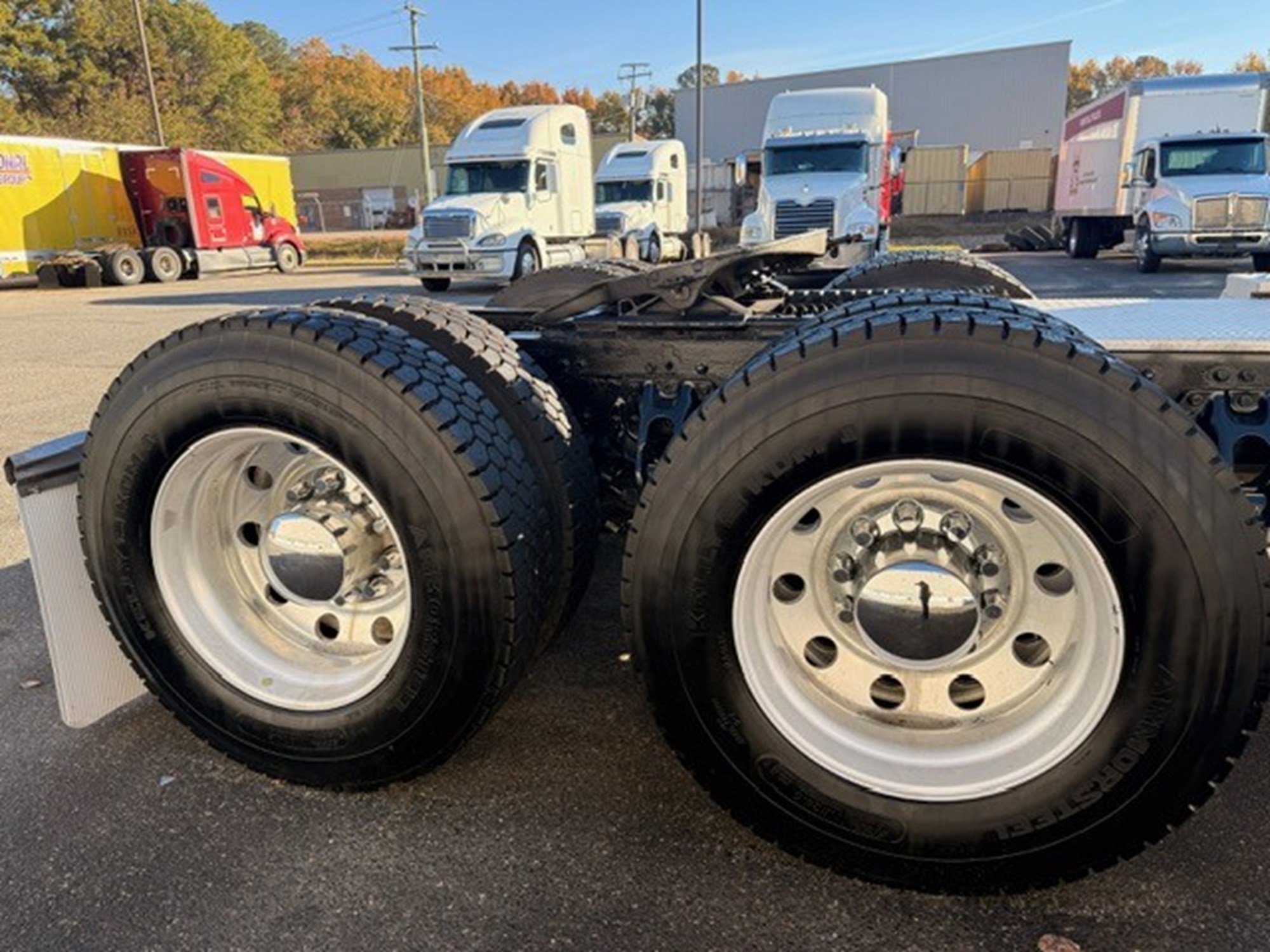 2019 Peterbilt 389 KD265590U-12 2019 Peterbilt 389 KD265590U-12