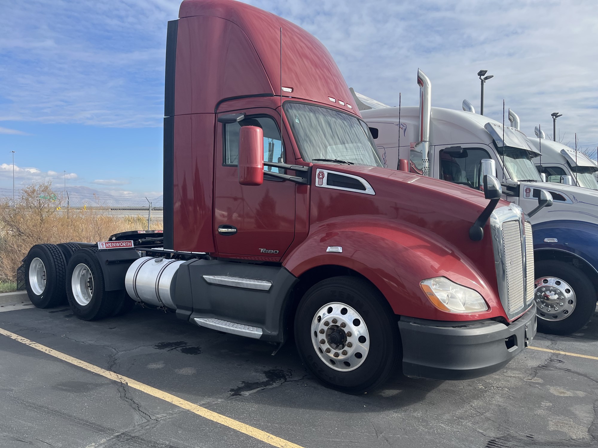 2020 Kenworth T680 - image 1 of 5