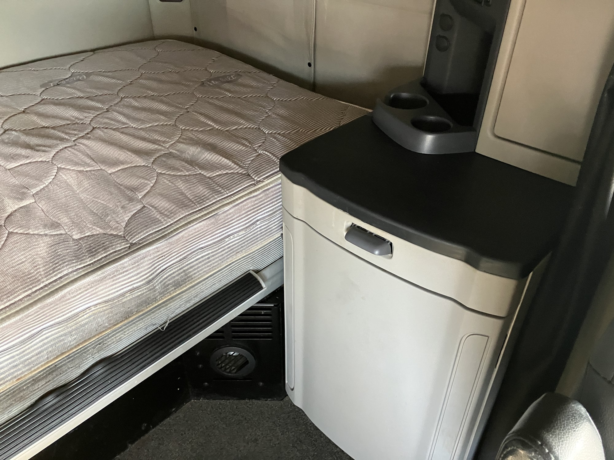 2022 Peterbilt 579 ND802288U-20 2022 Peterbilt 579 ND802288U-20