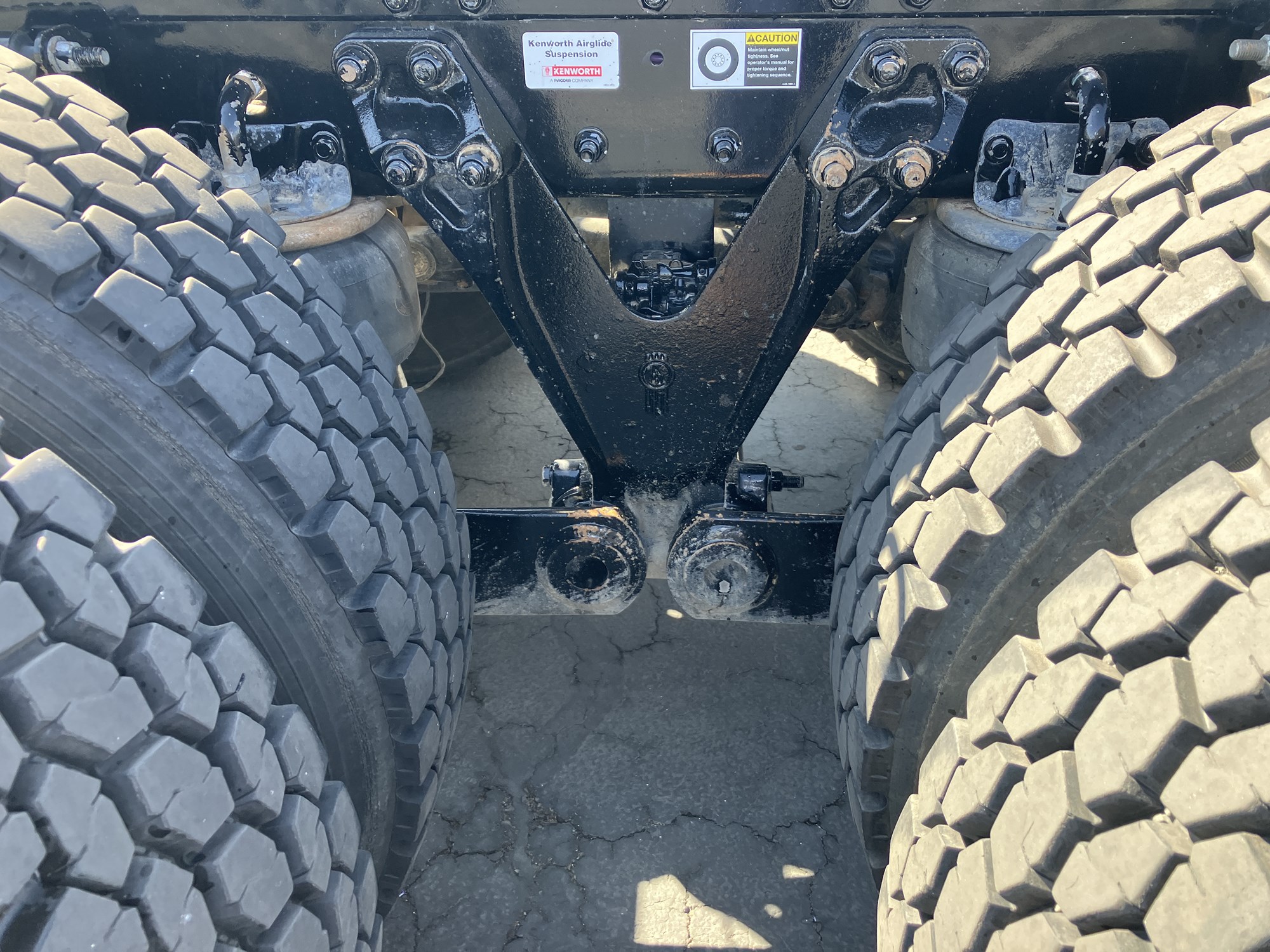 2022 Kenworth T880 2022 Kenworth T880 - image 6 of 6