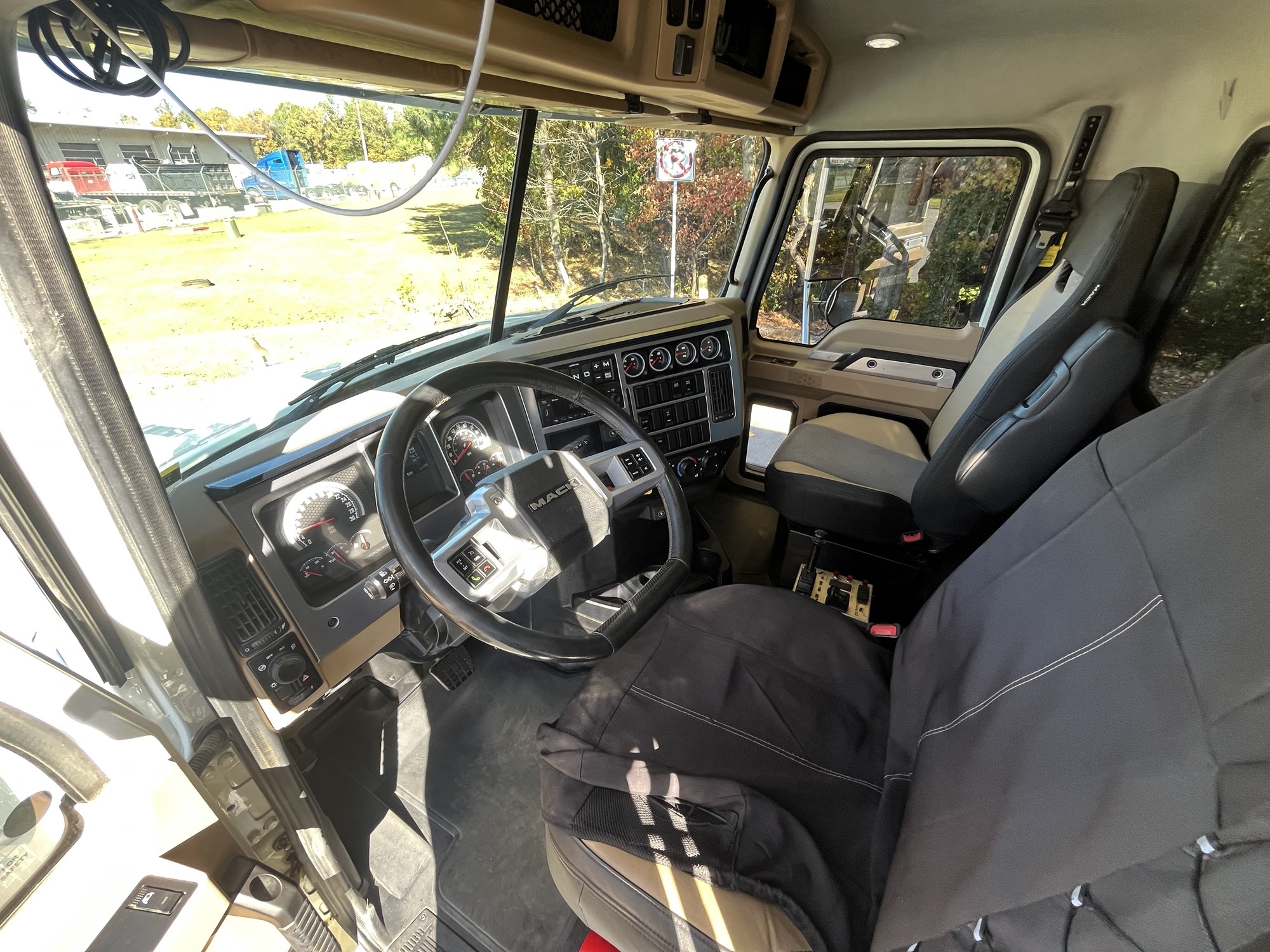 2023 Mack Granite PM032023U-08 2023 Mack Granite PM032023U-08