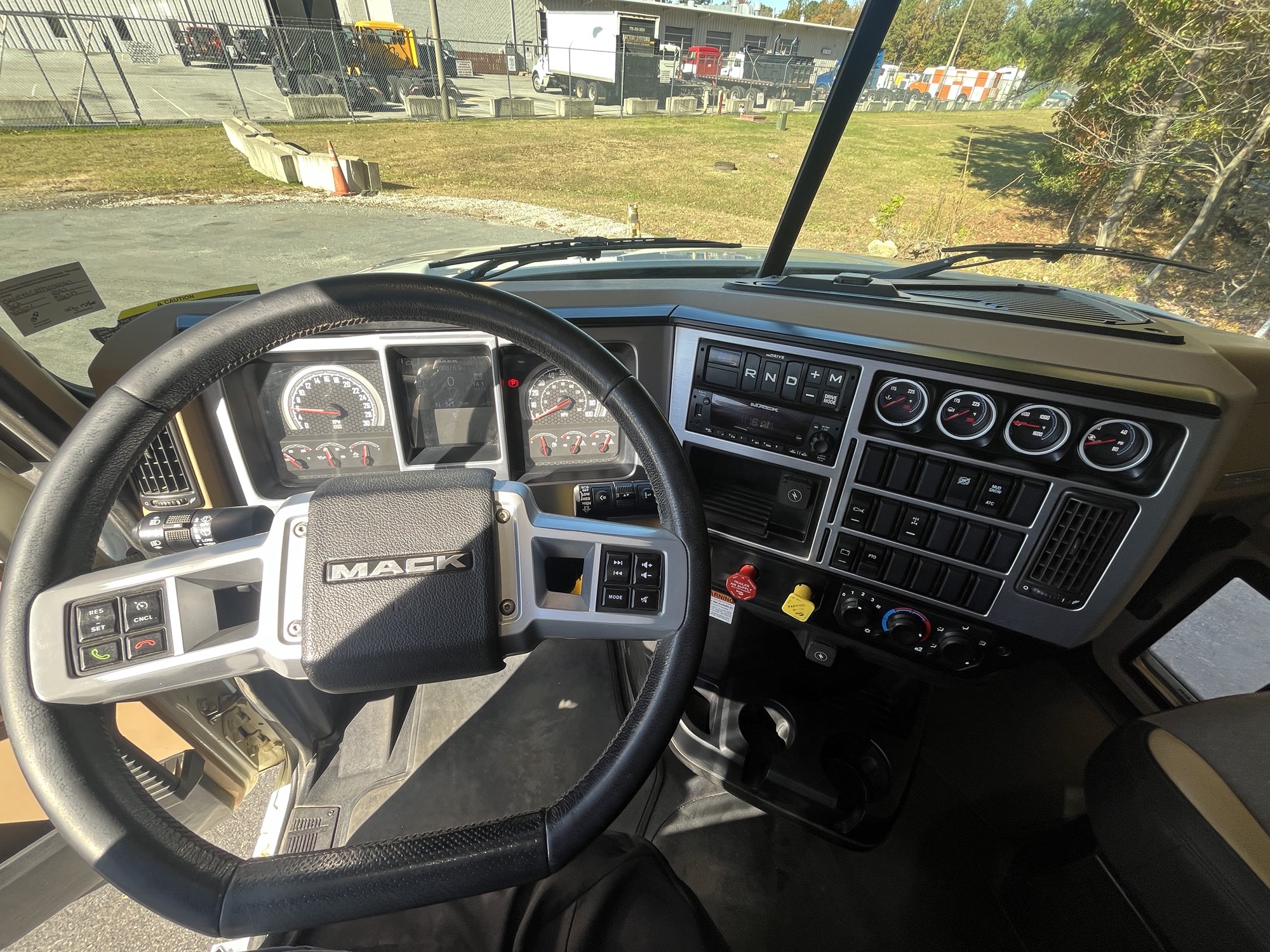 2023 Mack Granite PM032023U-09 2023 Mack Granite PM032023U-09