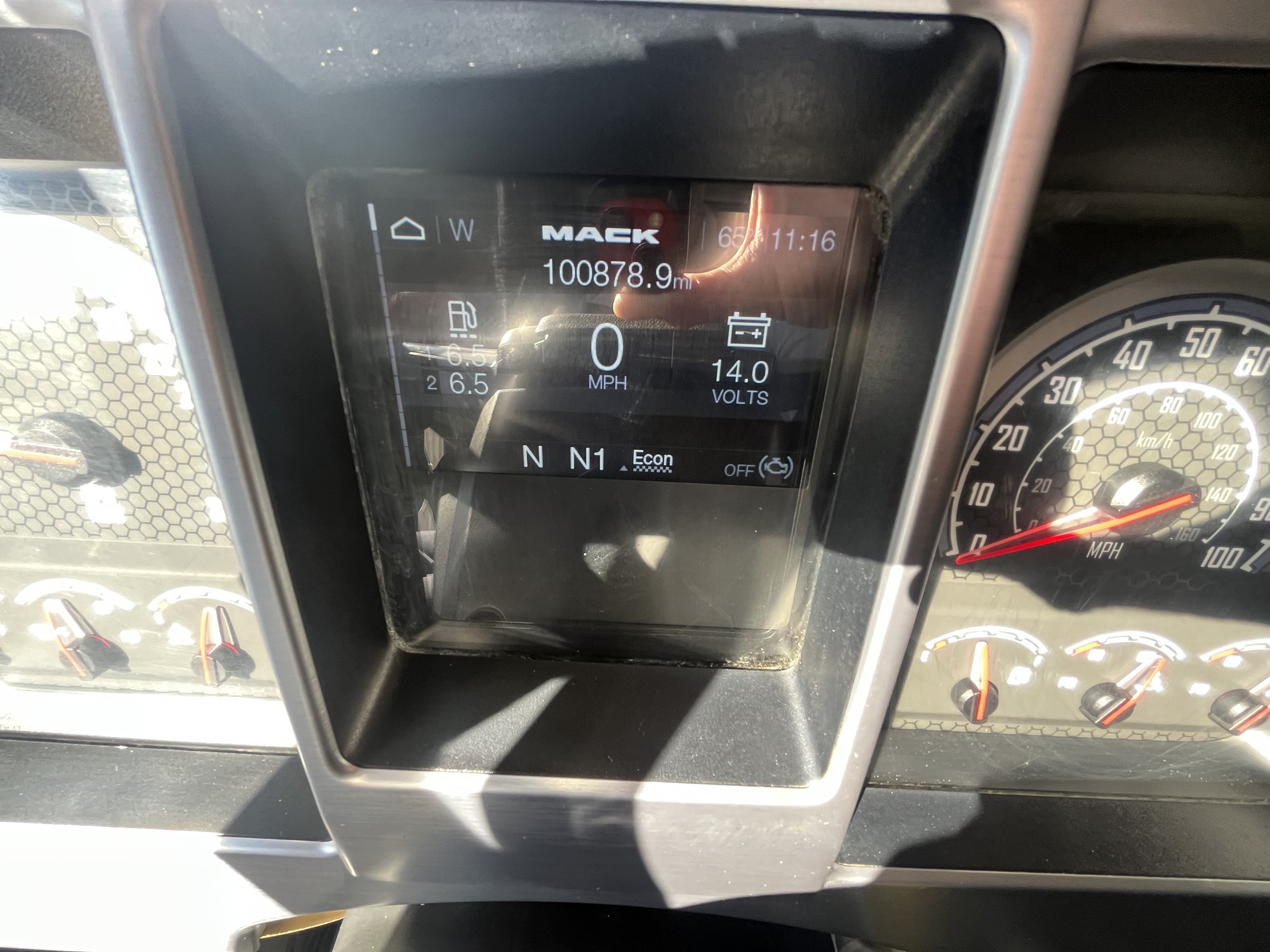 2023 Mack Granite PM032023U-30 2023 Mack Granite PM032023U-30