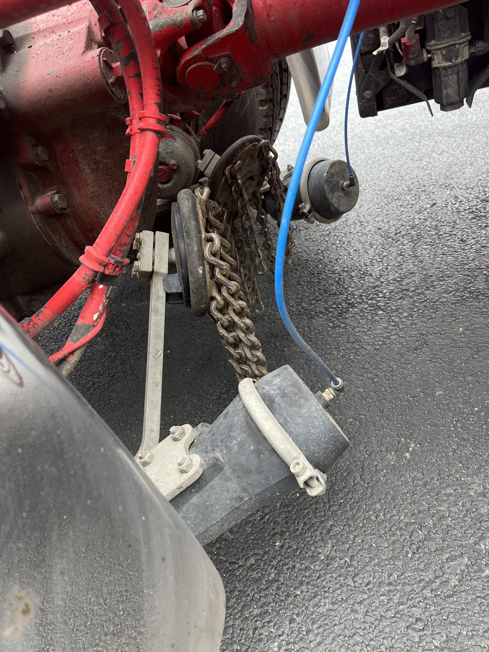 2024 Kenworth W990 - image 4 of 6