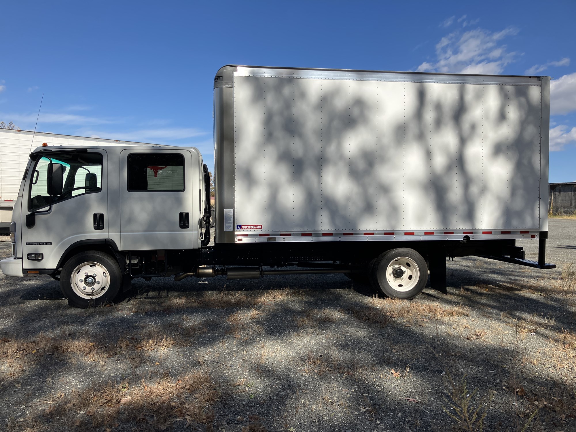 2024 Isuzu NPRGASHD 1G4 2024 Isuzu NPRGASHD 1G4 - image 2 of 6