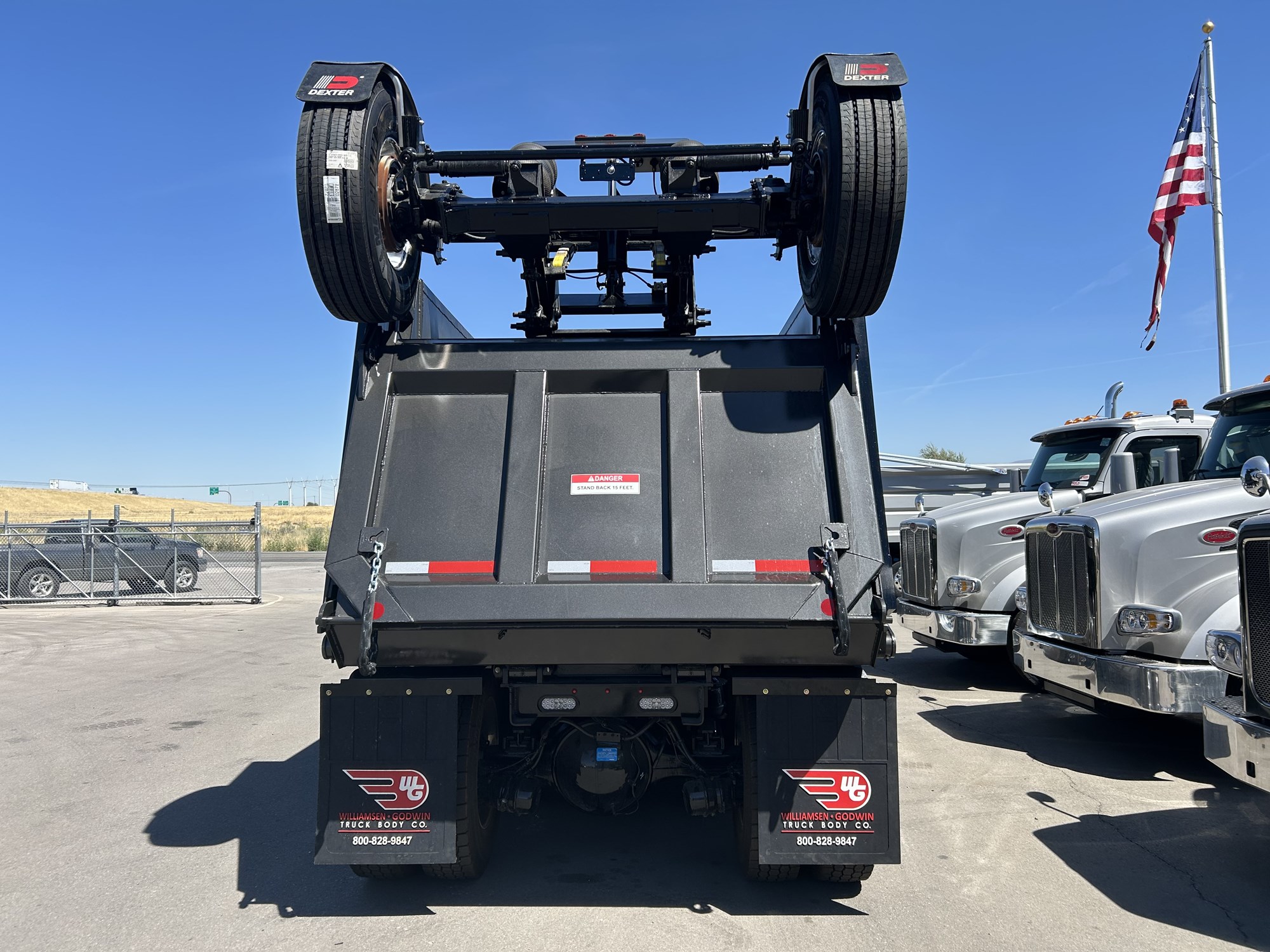 2026 Kenworth T880 - image 5 of 5