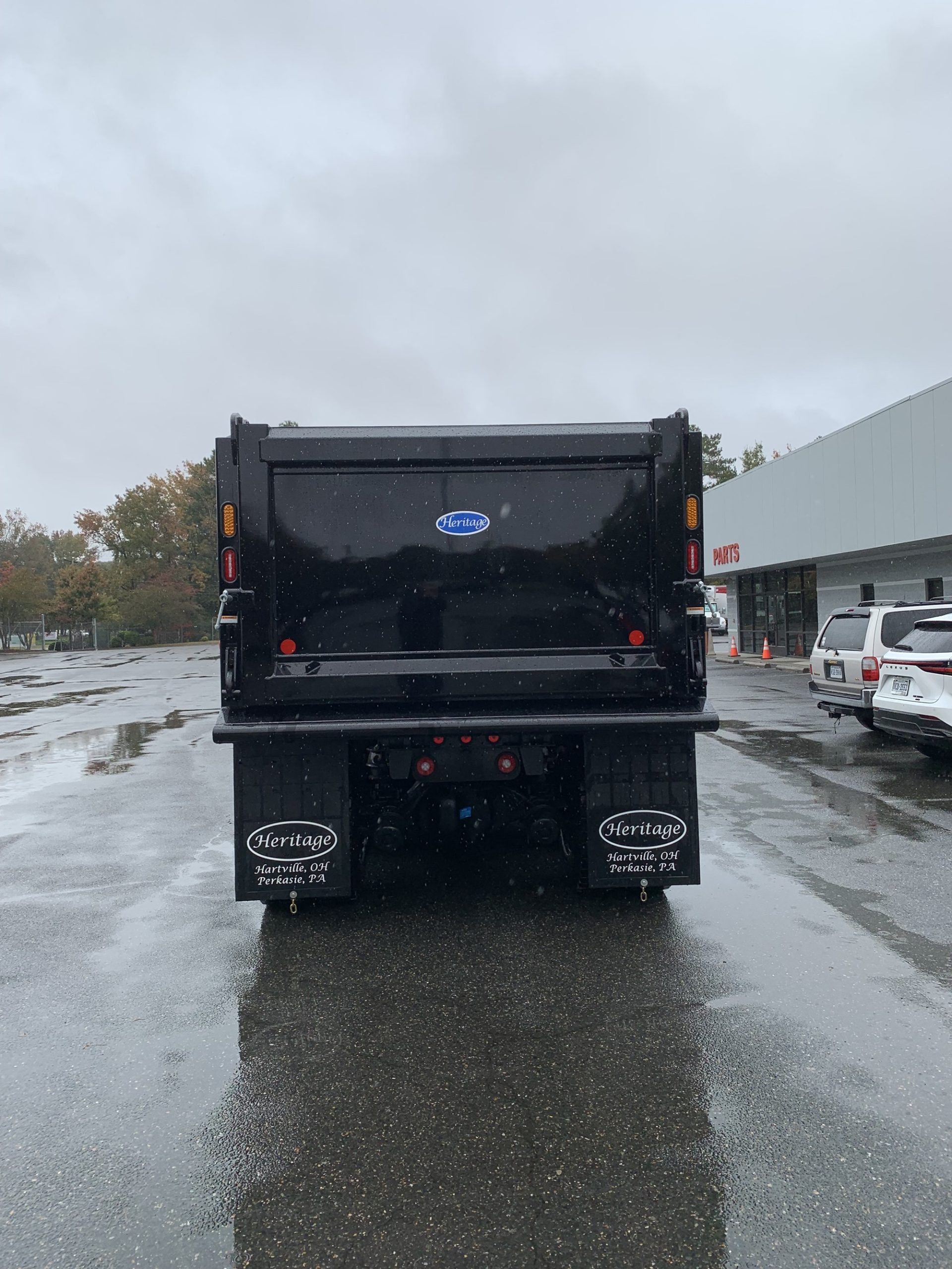 2026 Kenworth T880 - image 4 of 6