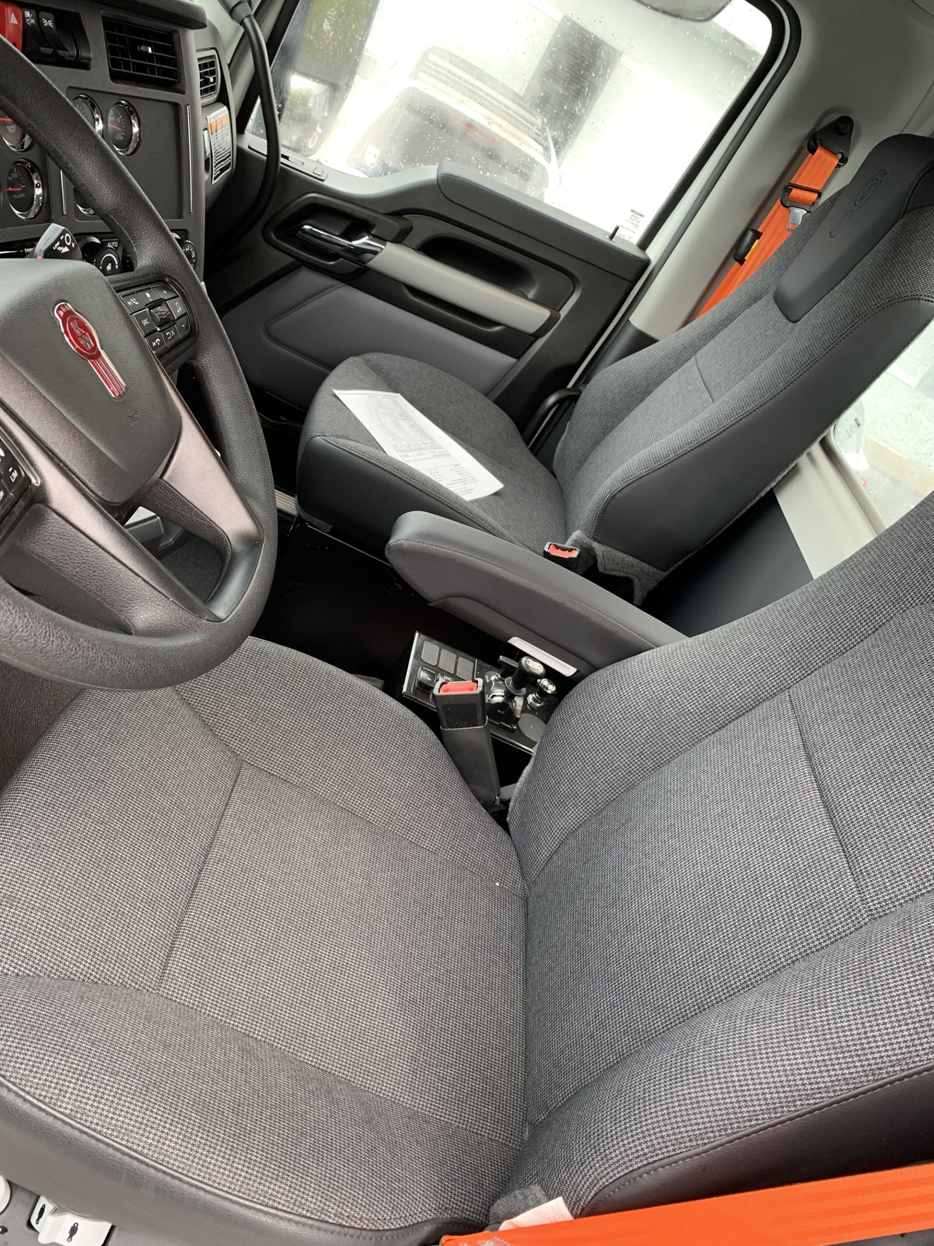 2026 Kenworth T880 TJ193716-17 2026 Kenworth T880 TJ193716-17