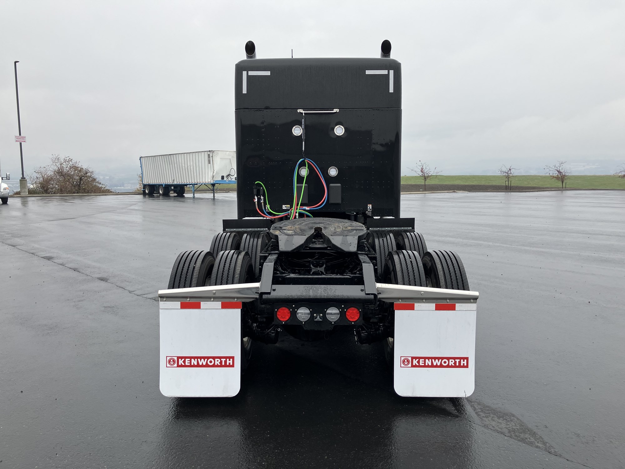 2026 Kenworth W990 - image 5 of 6