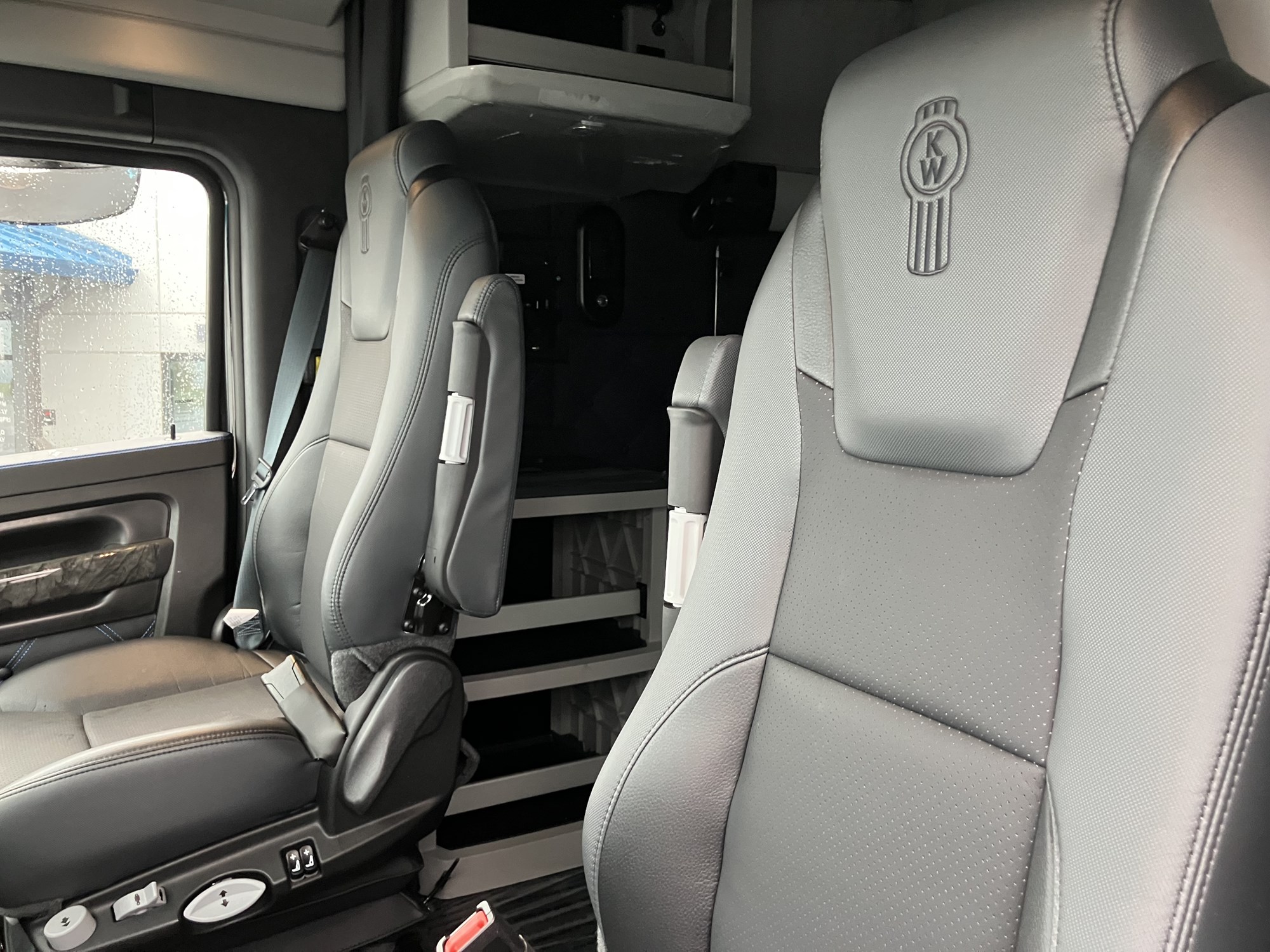 2026 Kenworth W990 TJ228944-12 2026 Kenworth W990 TJ228944-12