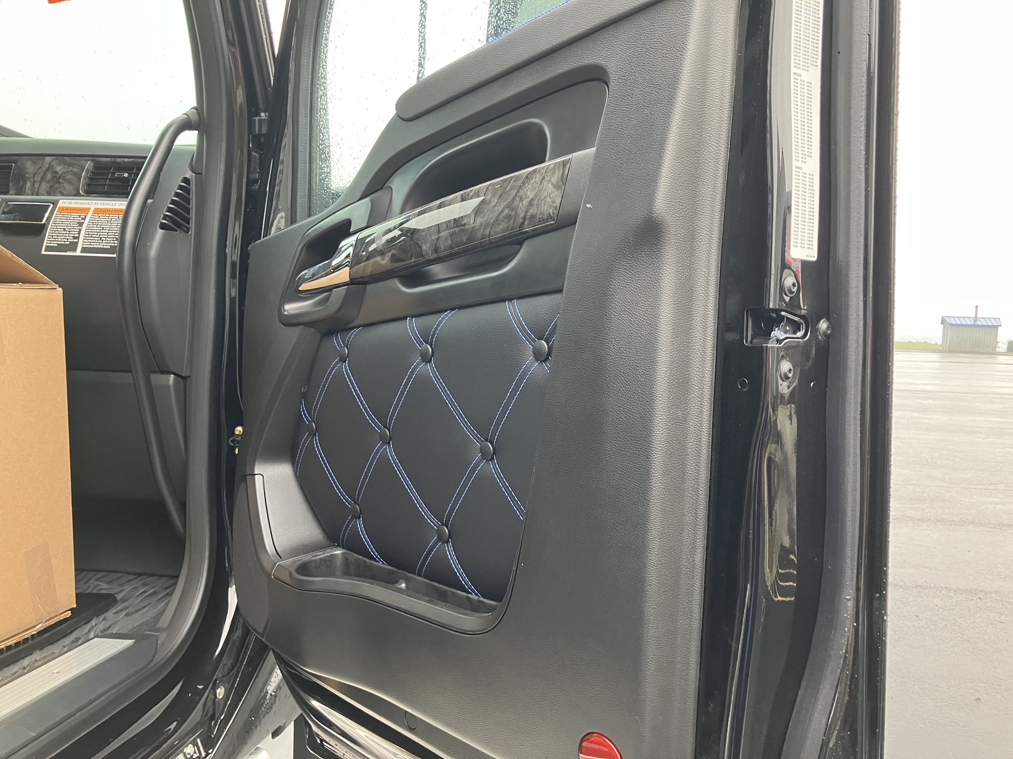 2026 Kenworth W990 TJ228944-14 2026 Kenworth W990 TJ228944-14