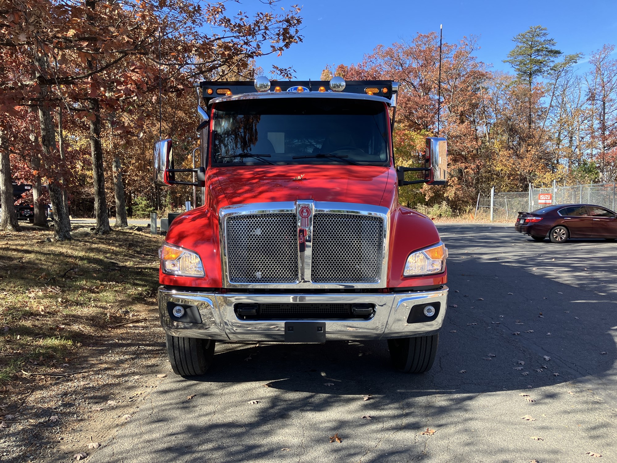 2026 Kenworth T480 2026 Kenworth T480 - image 2 of 6