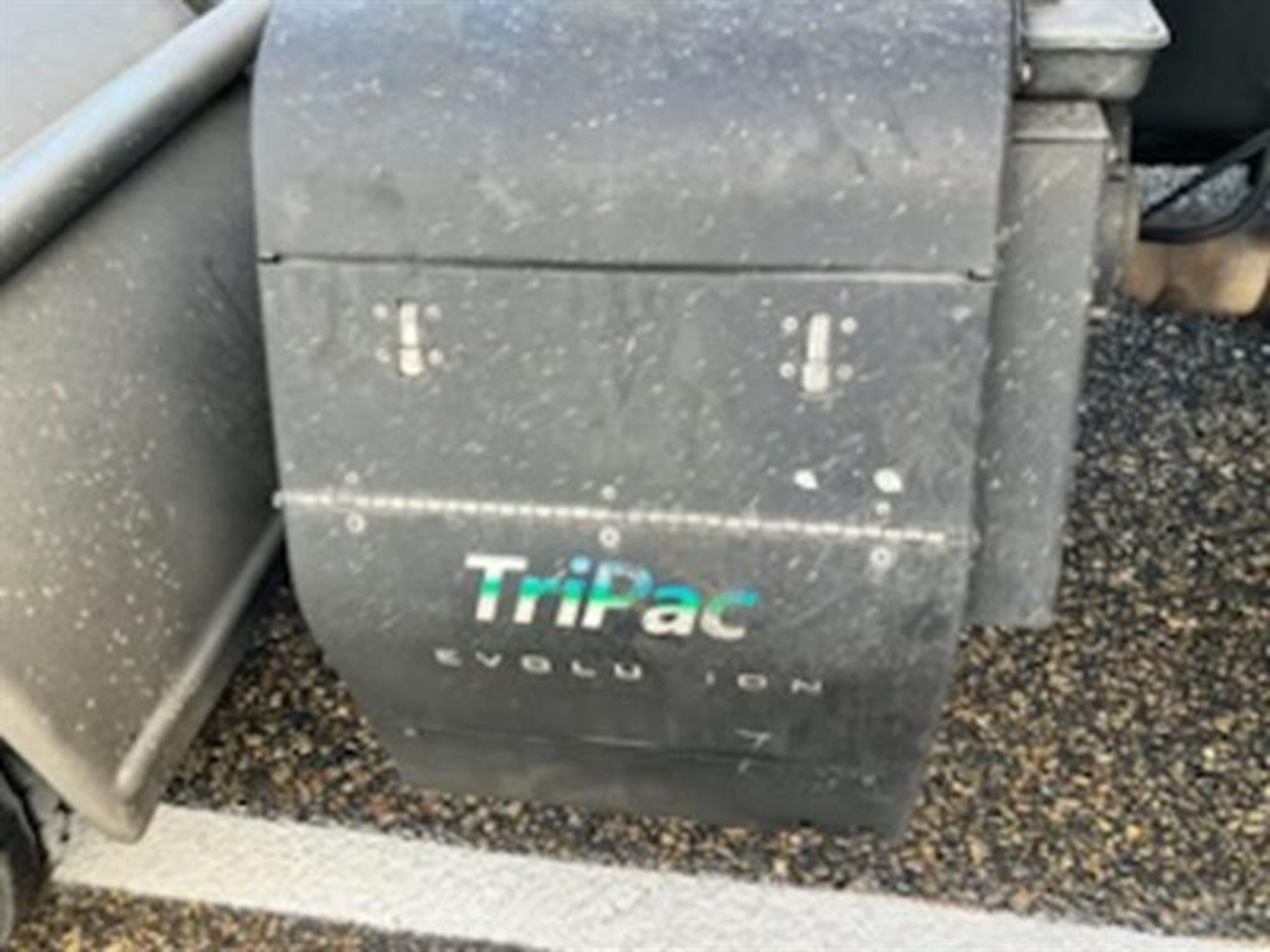 2012 Freightliner Cascadia 2012 Freightliner Cascadia - image 2 of 3