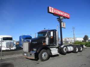 2013 Kenworth T800 DJ346783U-01