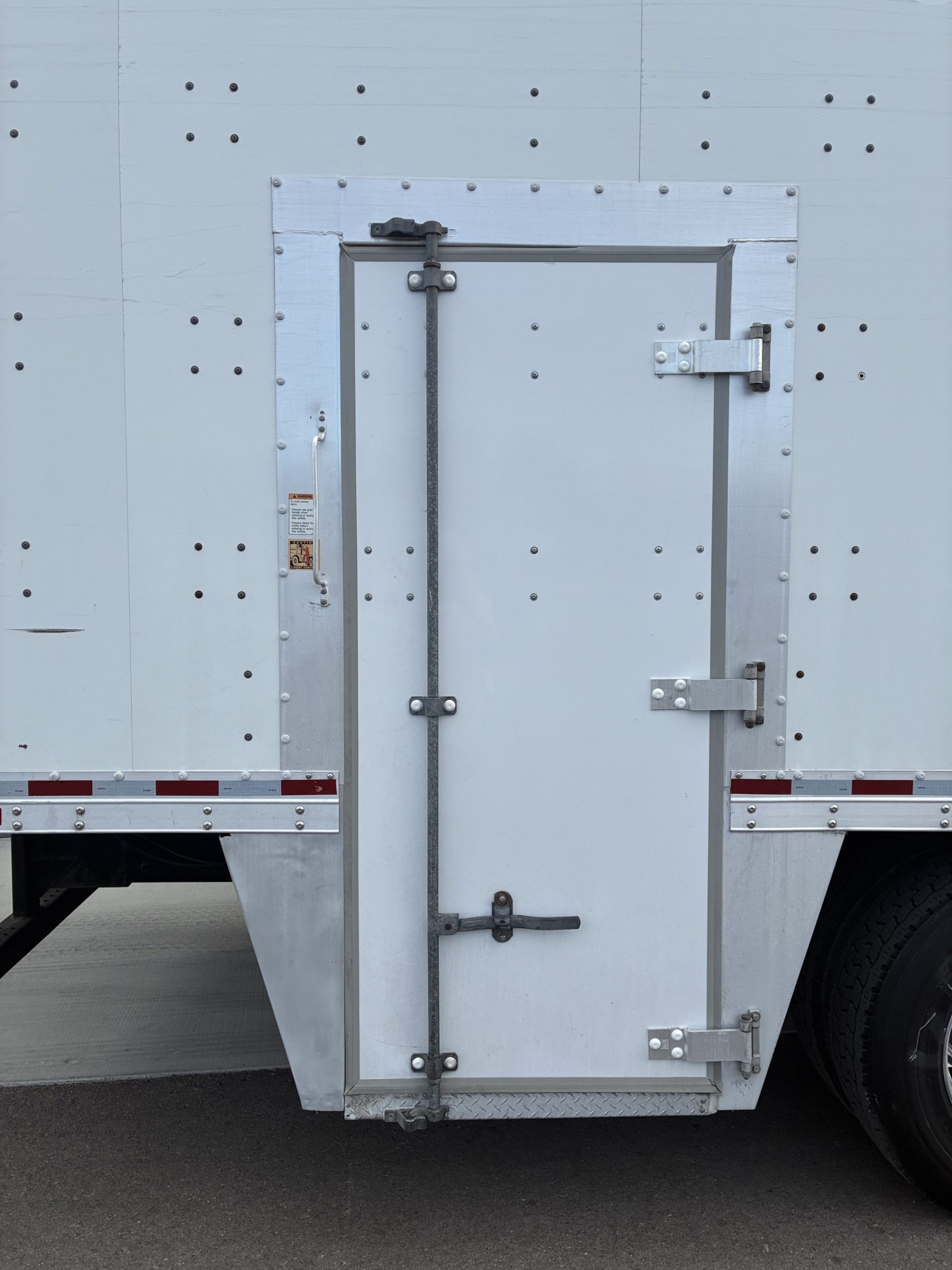 2018 Kenworth T270 2018 Kenworth T270 - image 3 of 6