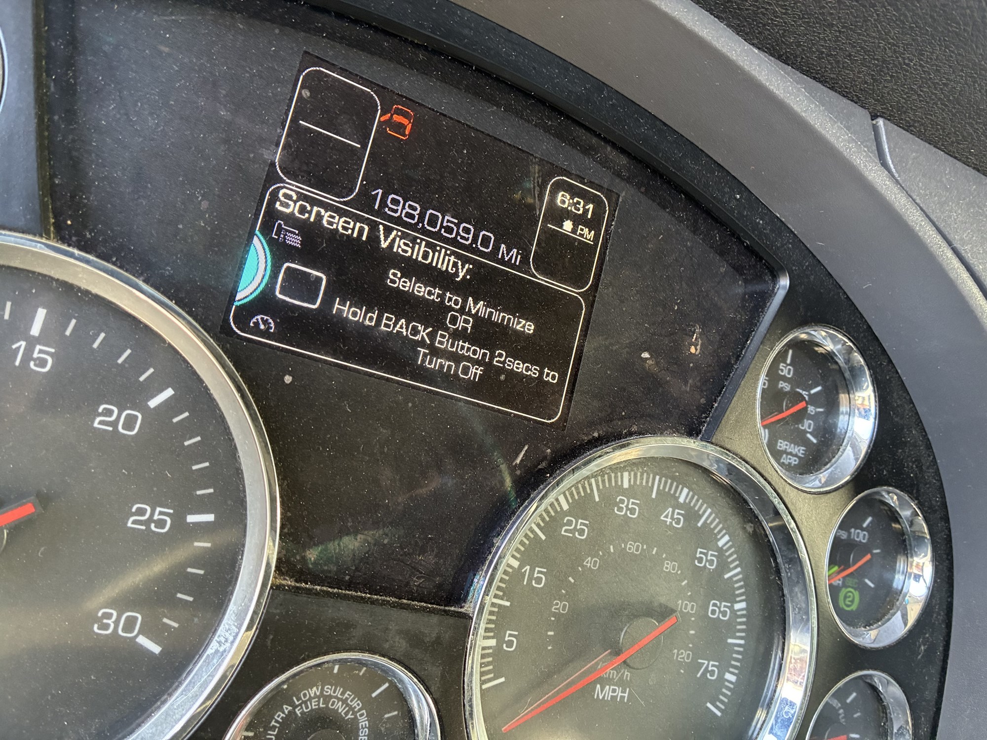 2020 Kenworth T680 2020 Kenworth T680 - image 4 of 5