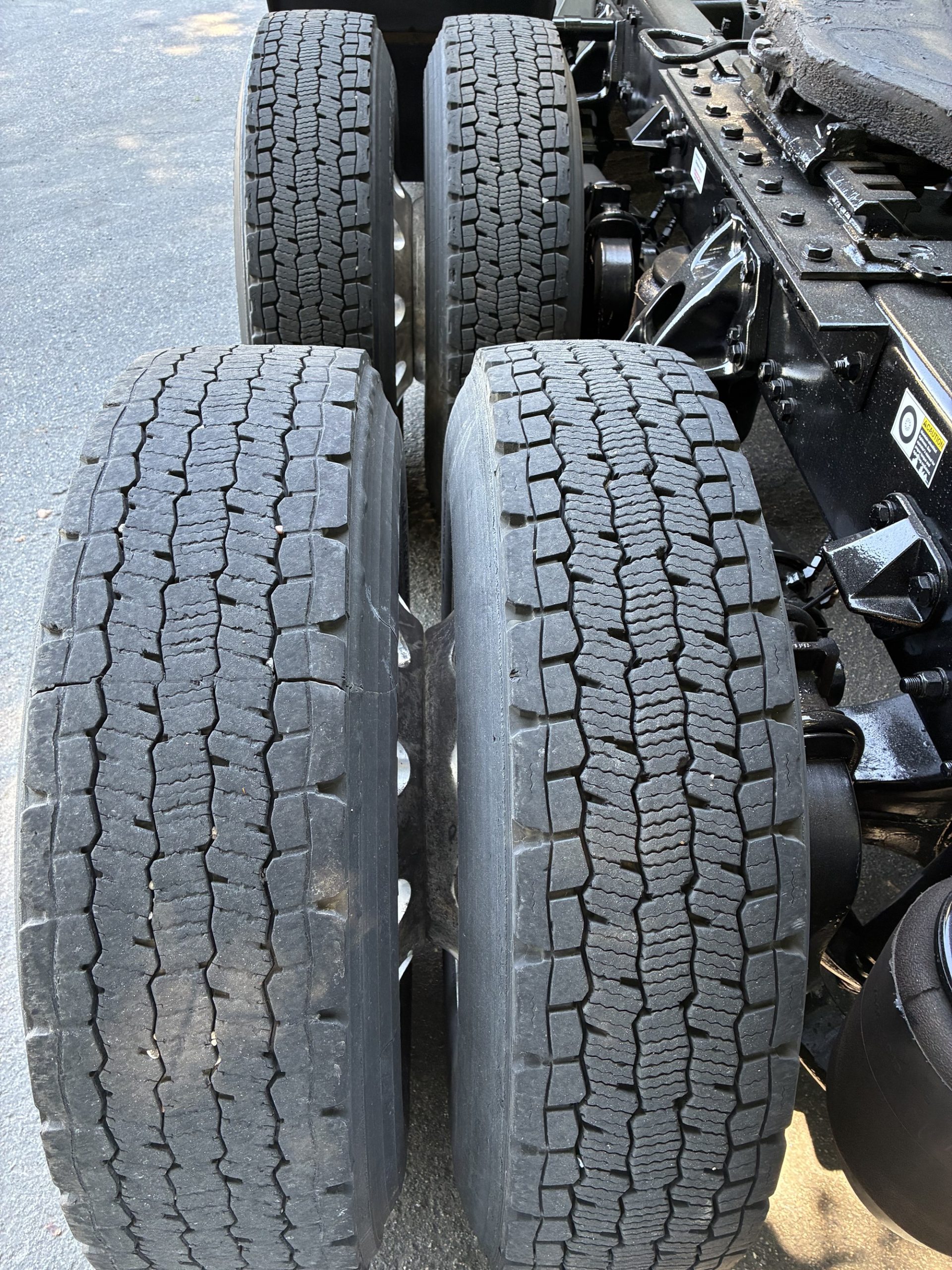 2020 Kenworth T680 LJ292819U-15 2020 Kenworth T680 LJ292819U-15