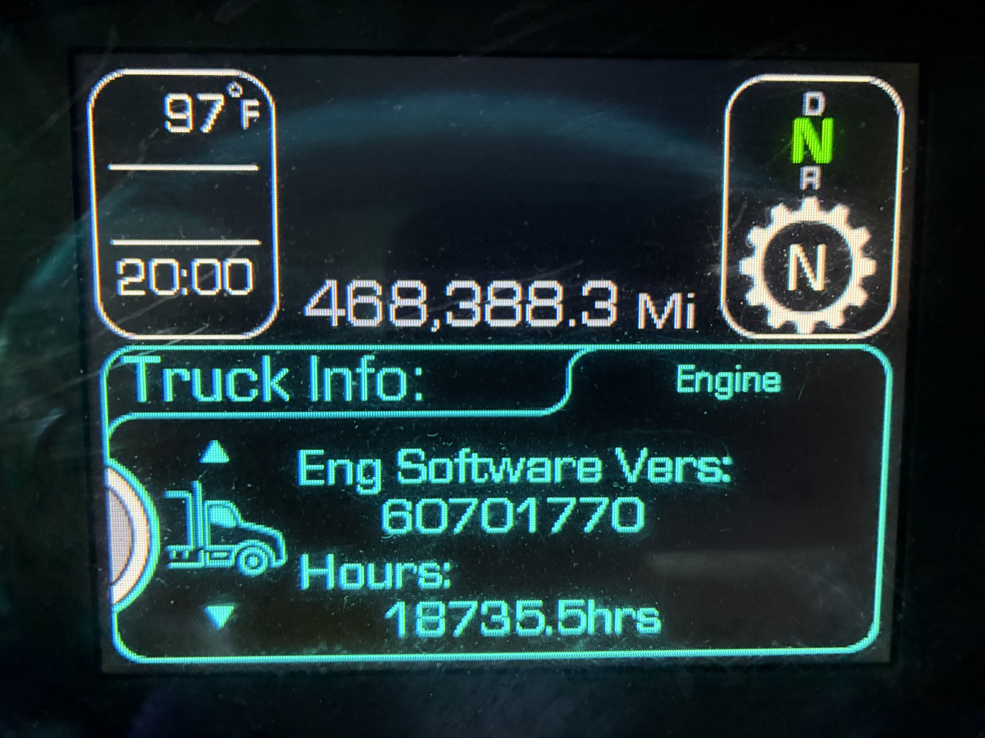 2020 Kenworth T680 LJ292819U-32 2020 Kenworth T680 LJ292819U-32