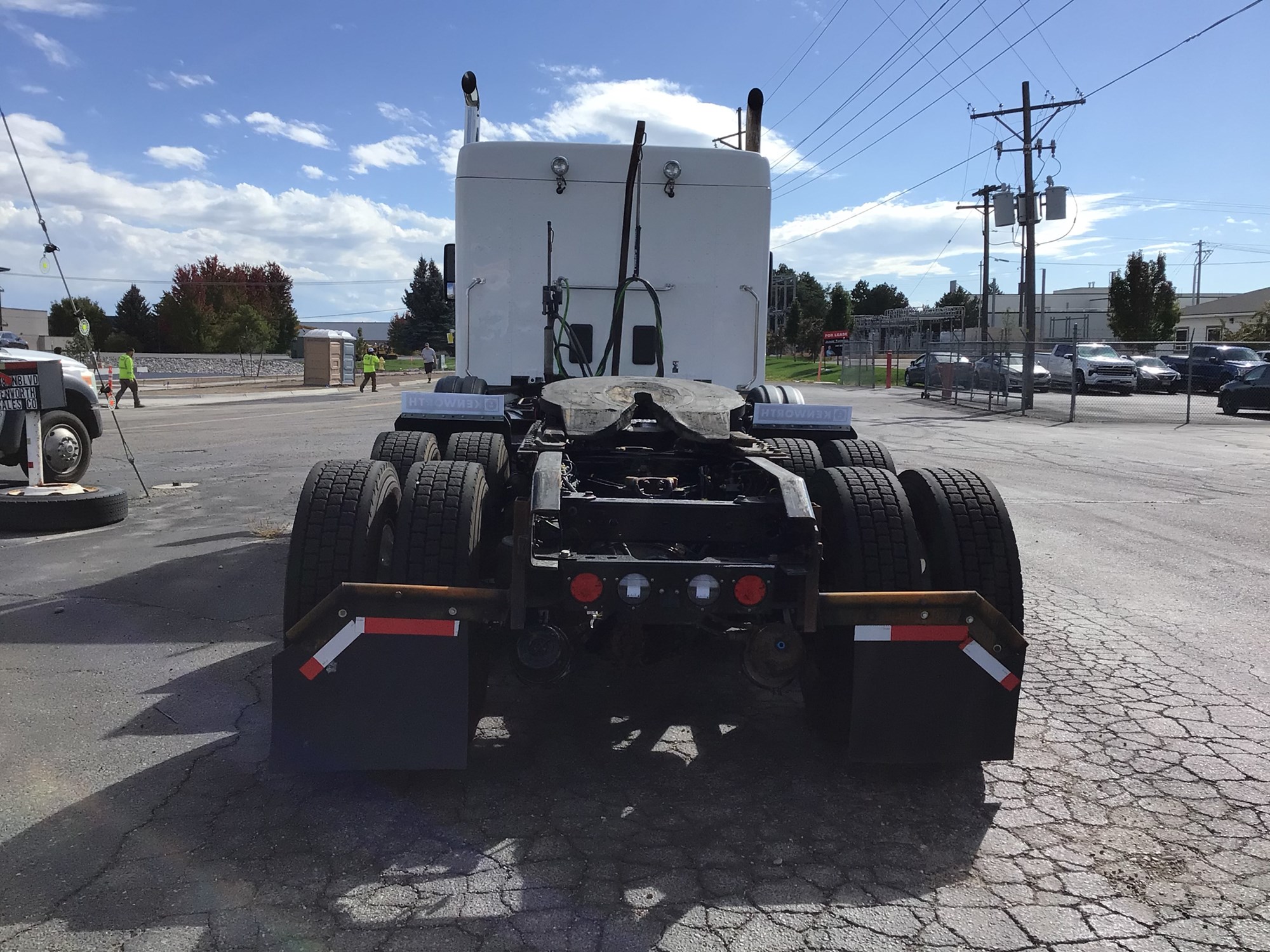 2020 Kenworth T880 - image 3 of 6