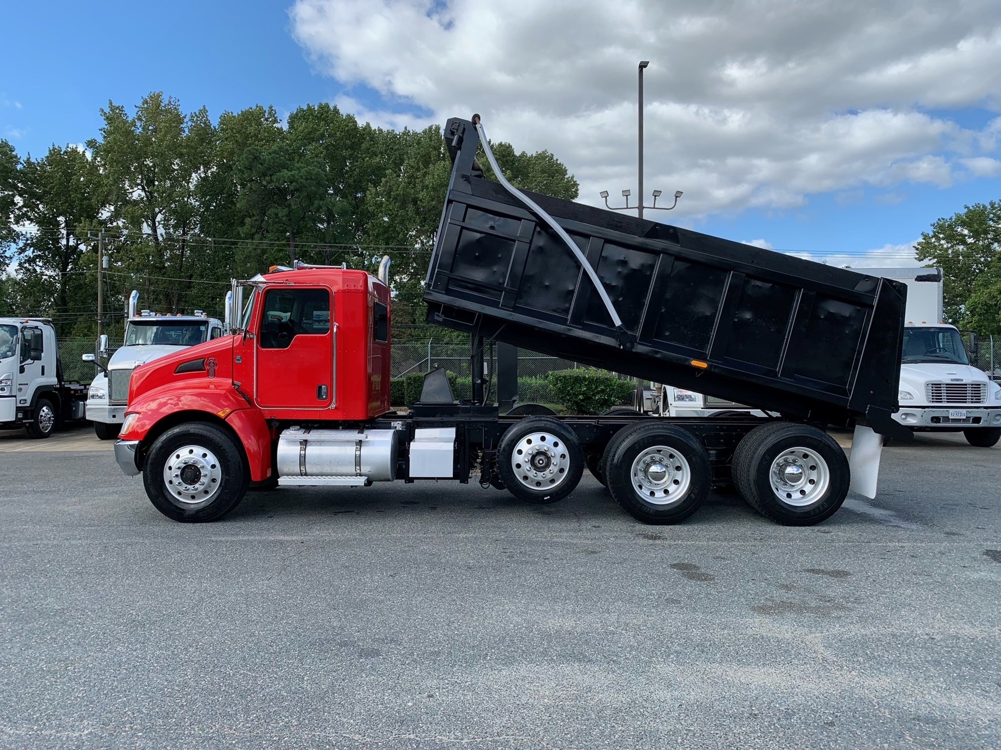 2020 Kenworth T370 2020 Kenworth T370 - image 4 of 6