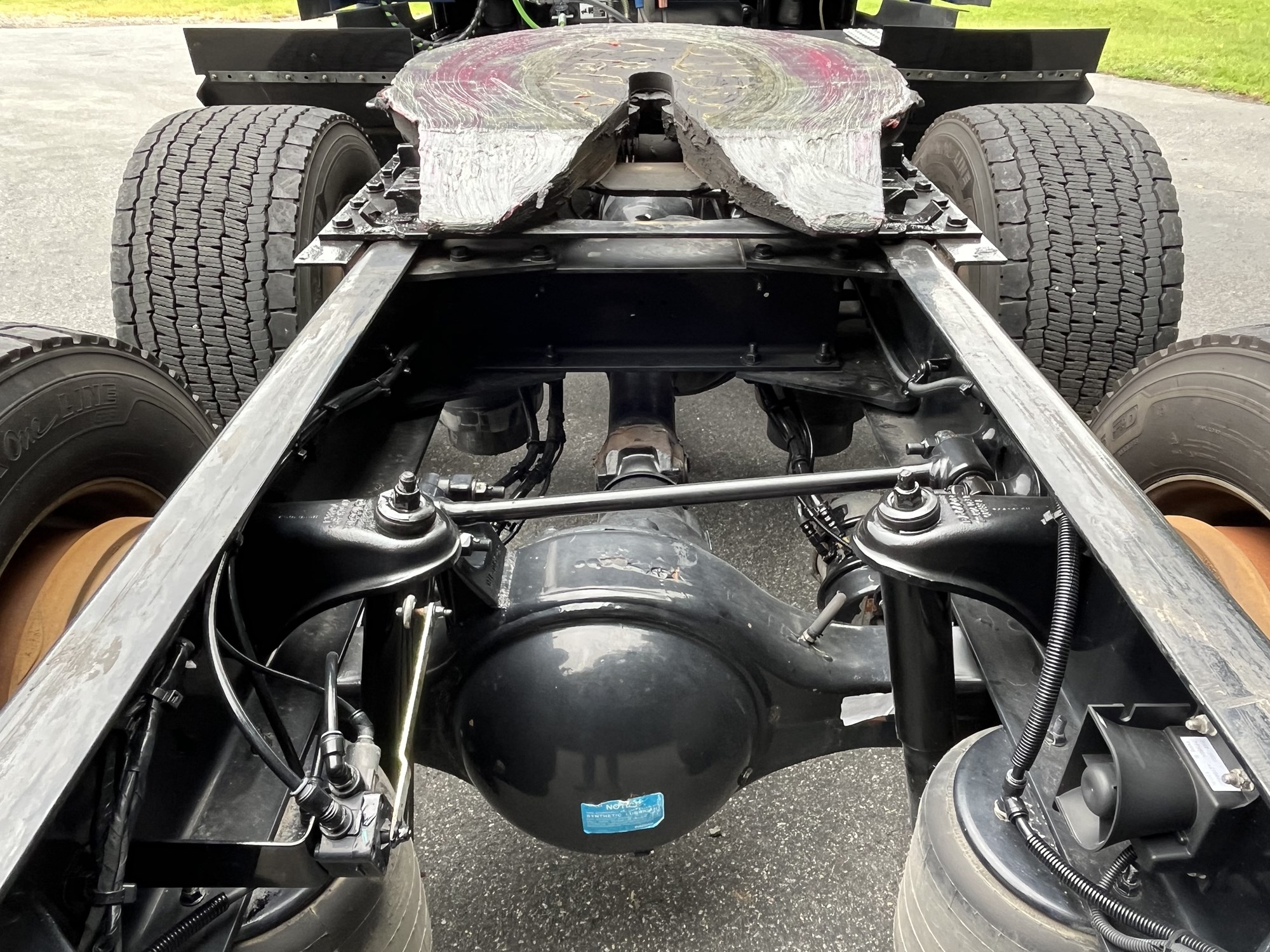 2021 Kenworth T680 MJ460420U-11 2021 Kenworth T680 MJ460420U-11