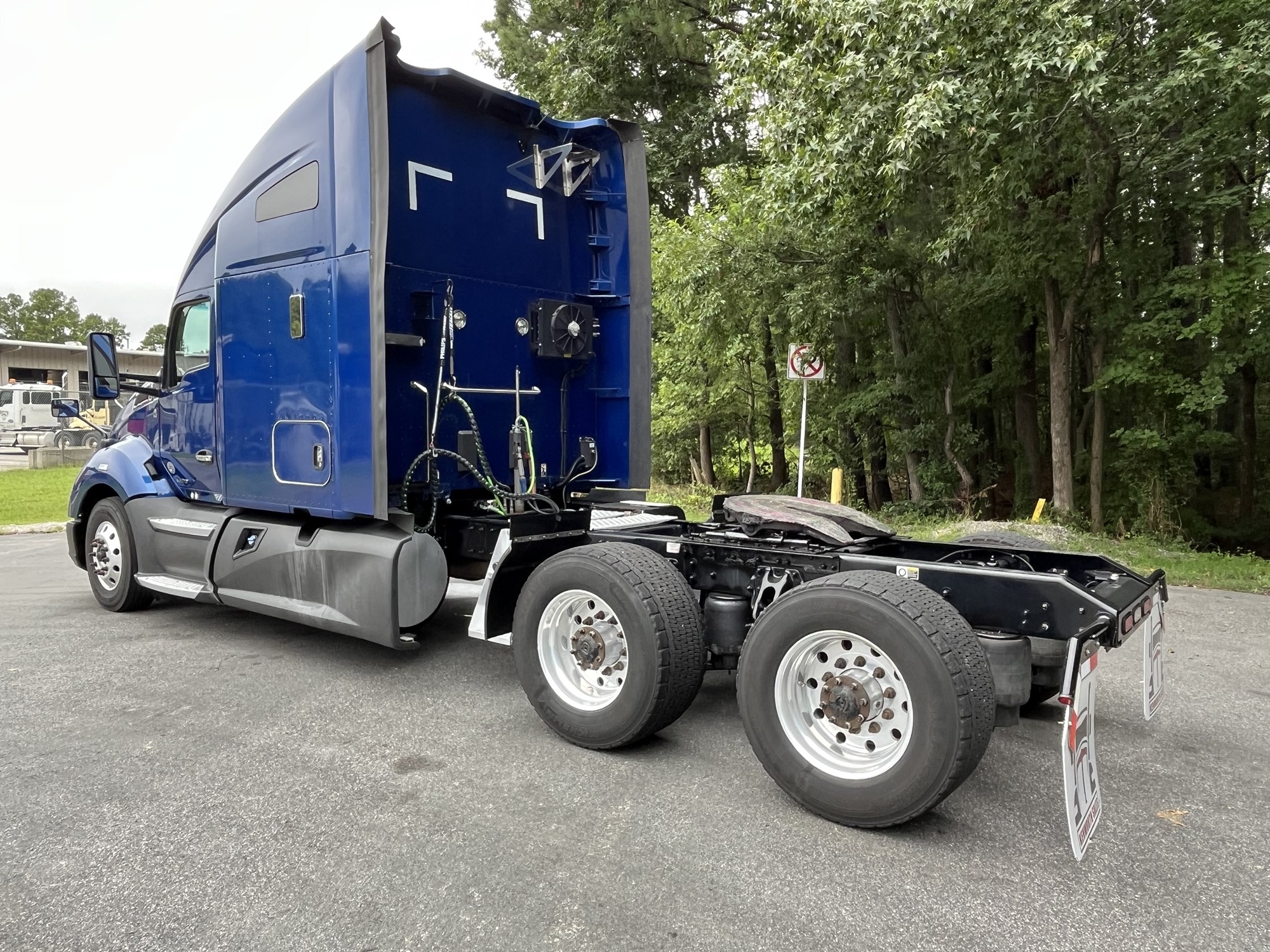 2021 Kenworth T680 MJ460420U-14 2021 Kenworth T680 MJ460420U-14