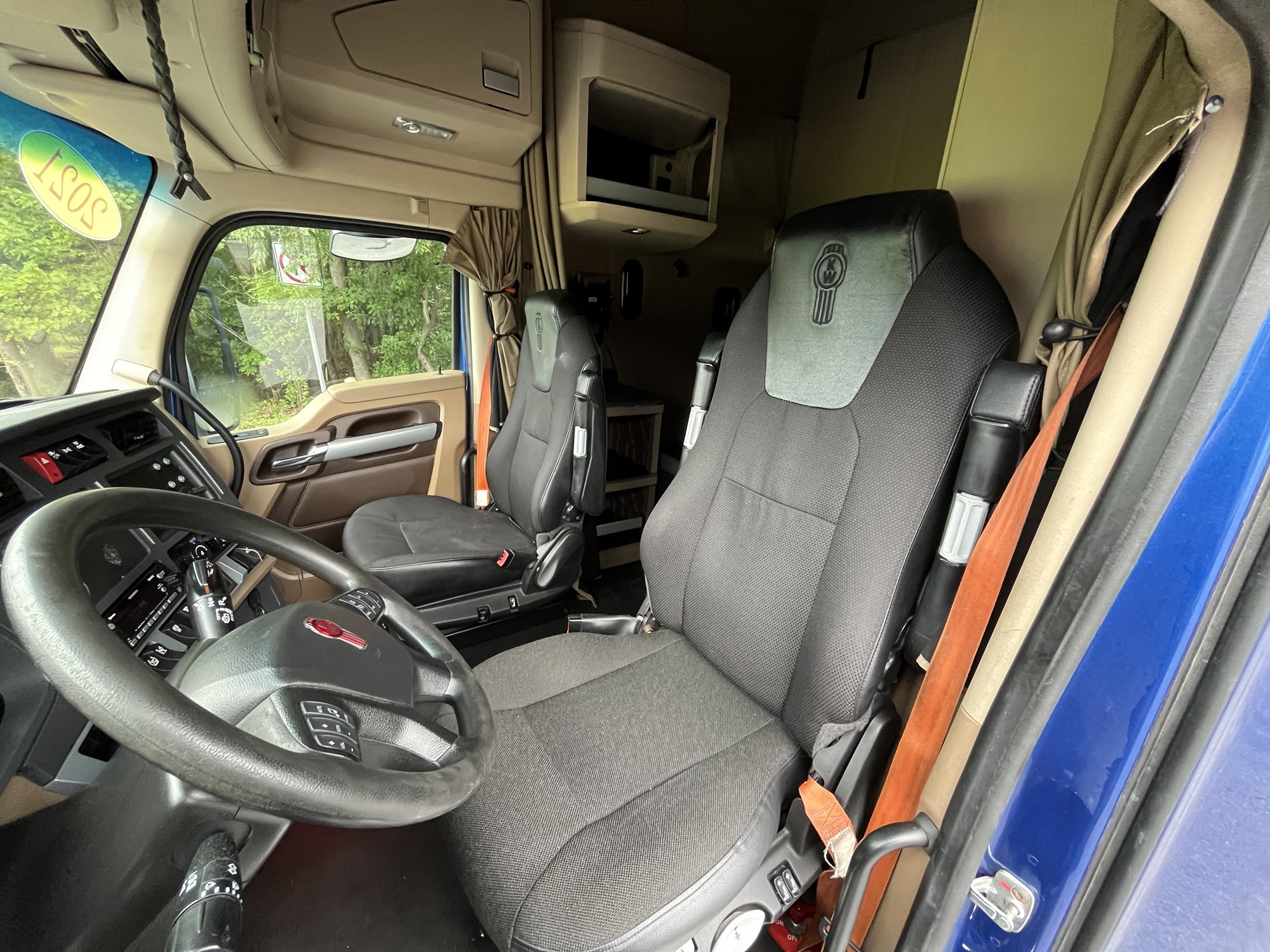 2021 Kenworth T680 MJ460420U-26 2021 Kenworth T680 MJ460420U-26