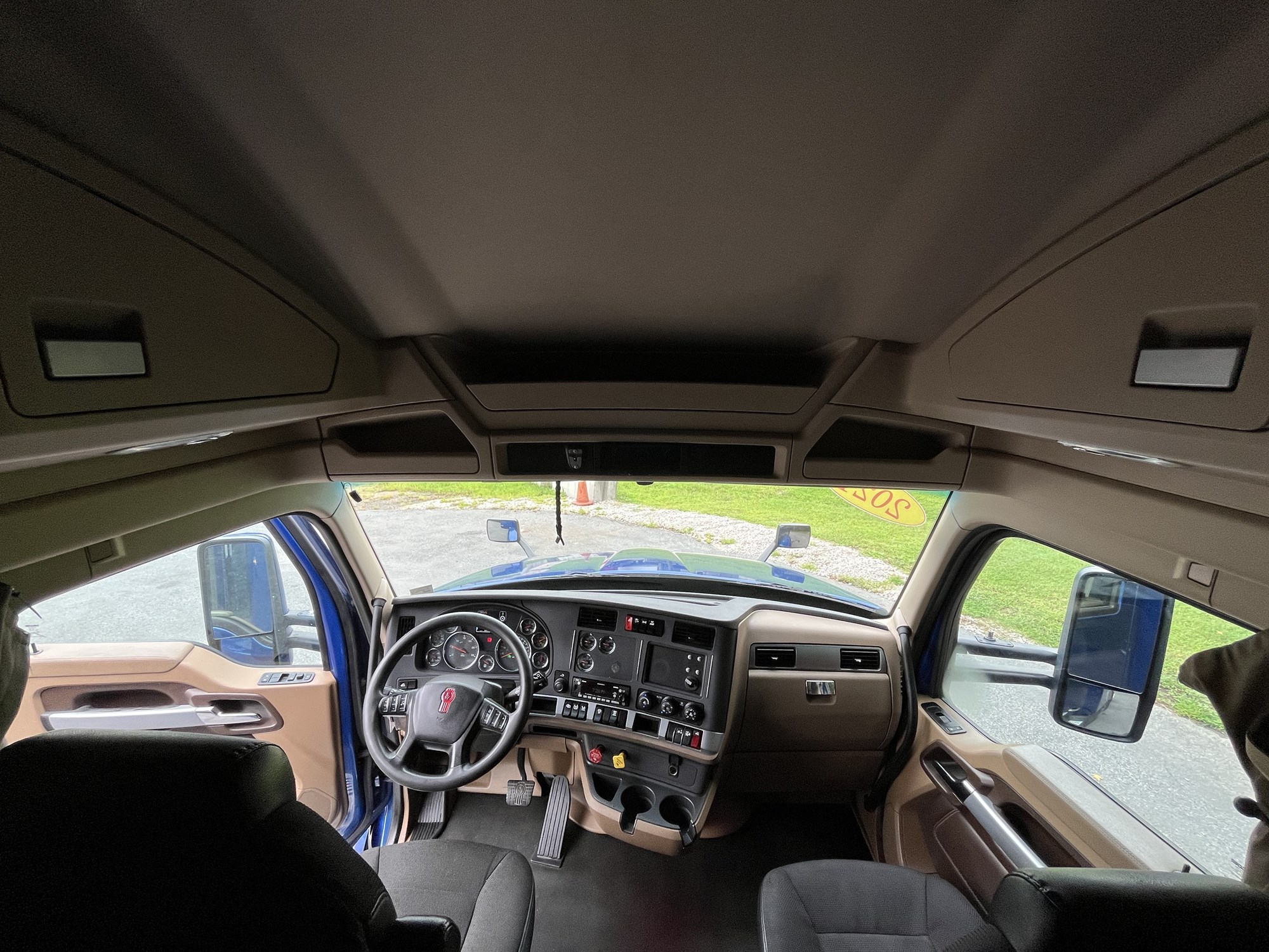 2021 Kenworth T680 MJ460420U-37 2021 Kenworth T680 MJ460420U-37