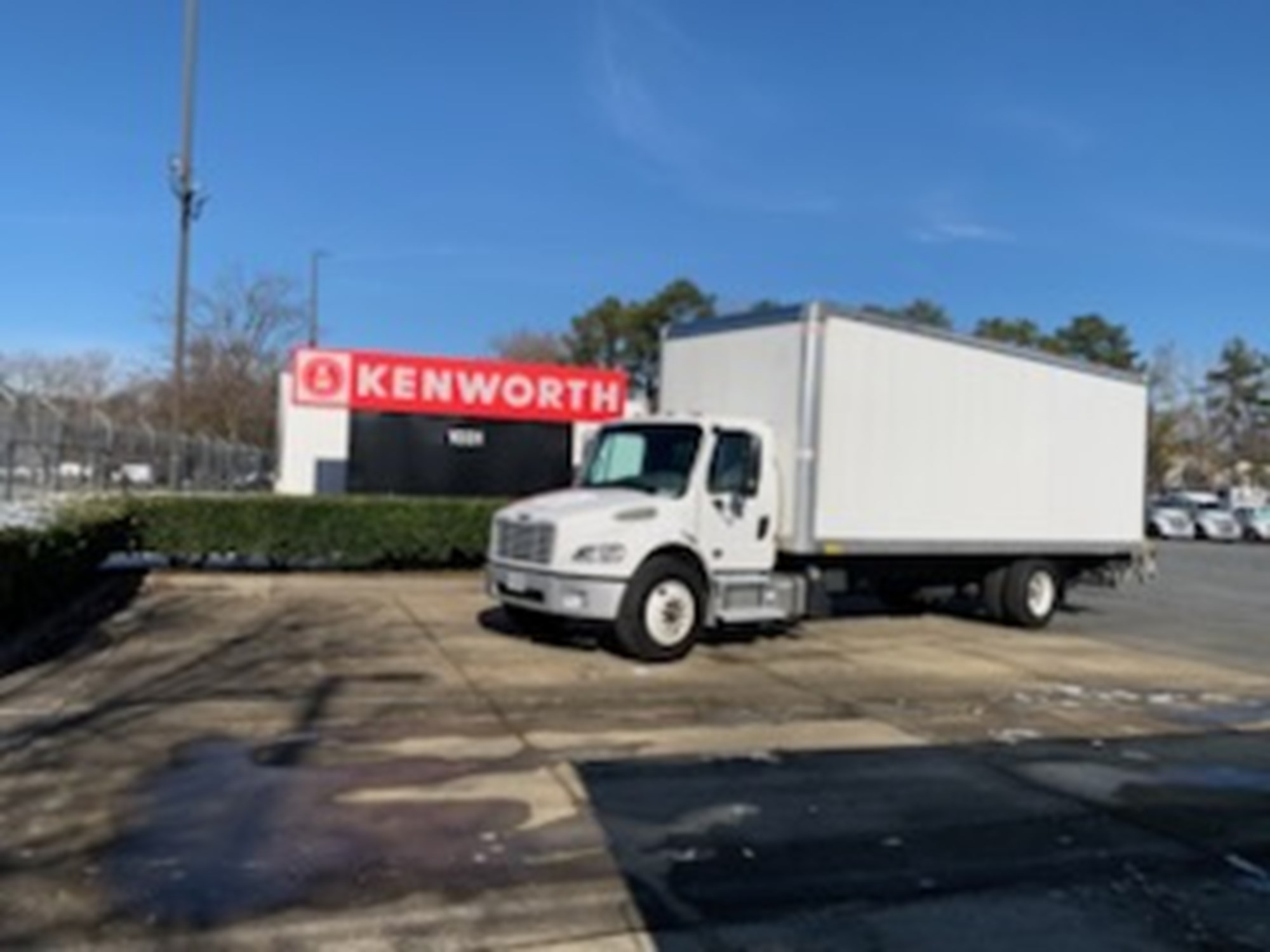 2023 Freightliner M2 2023 Freightliner M2 - image 1 of 6