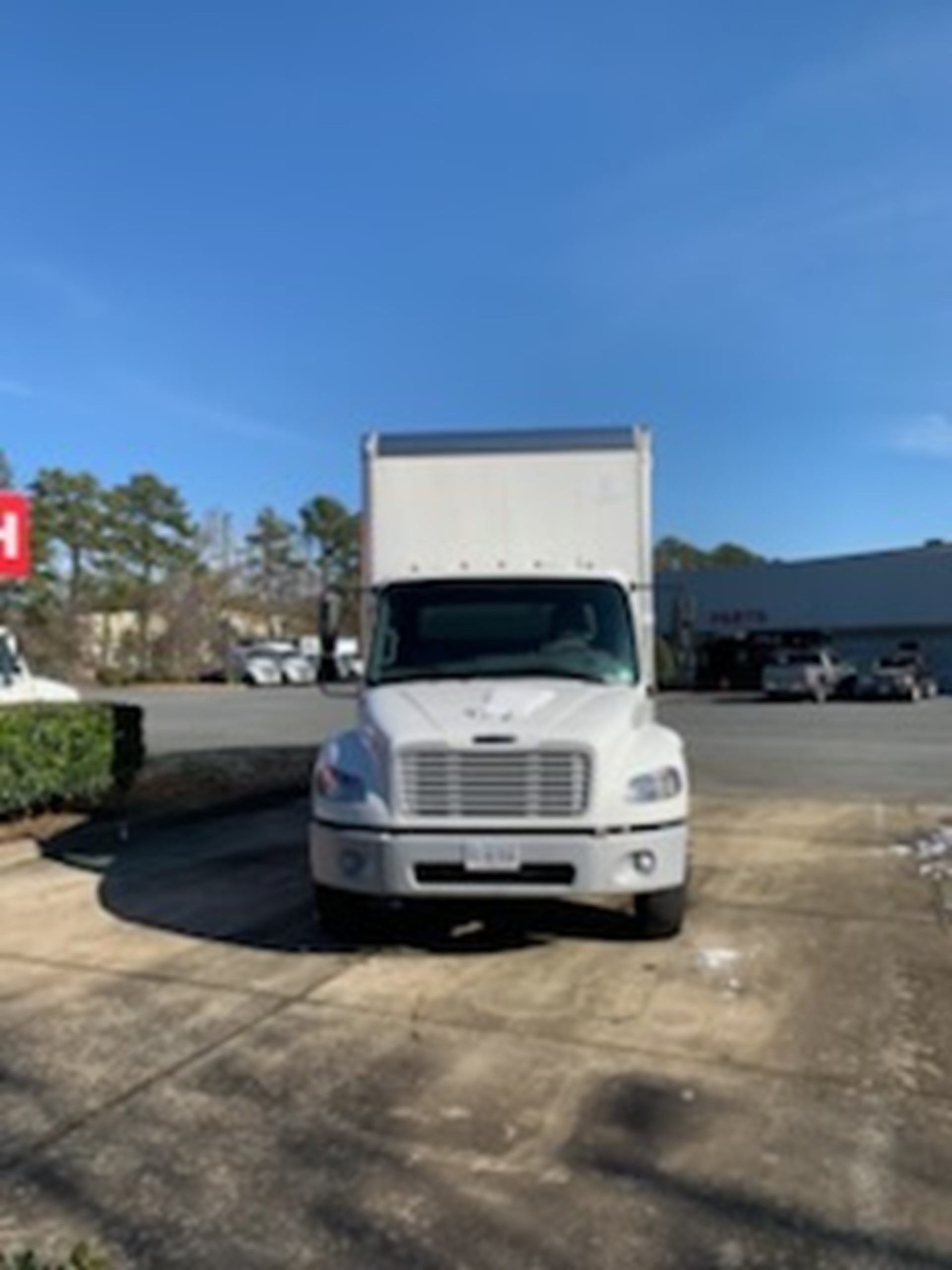 2023 Freightliner M2 2023 Freightliner M2 - image 2 of 6