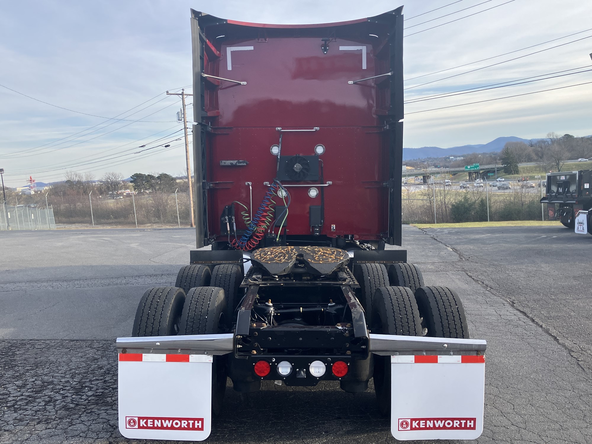 2023 Kenworth T680 Next Gen PJ227251U-06 2023 Kenworth T680 Next Gen PJ227251U-06