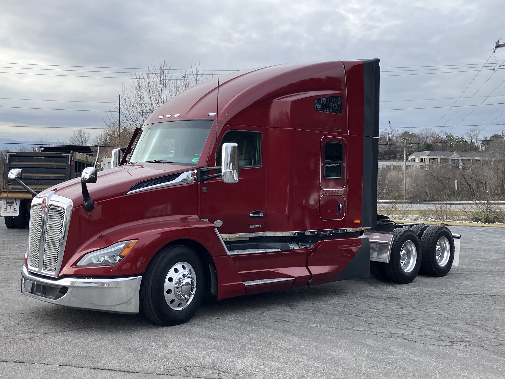 2024 Kenworth T680 Next Gen - image 2 of 6