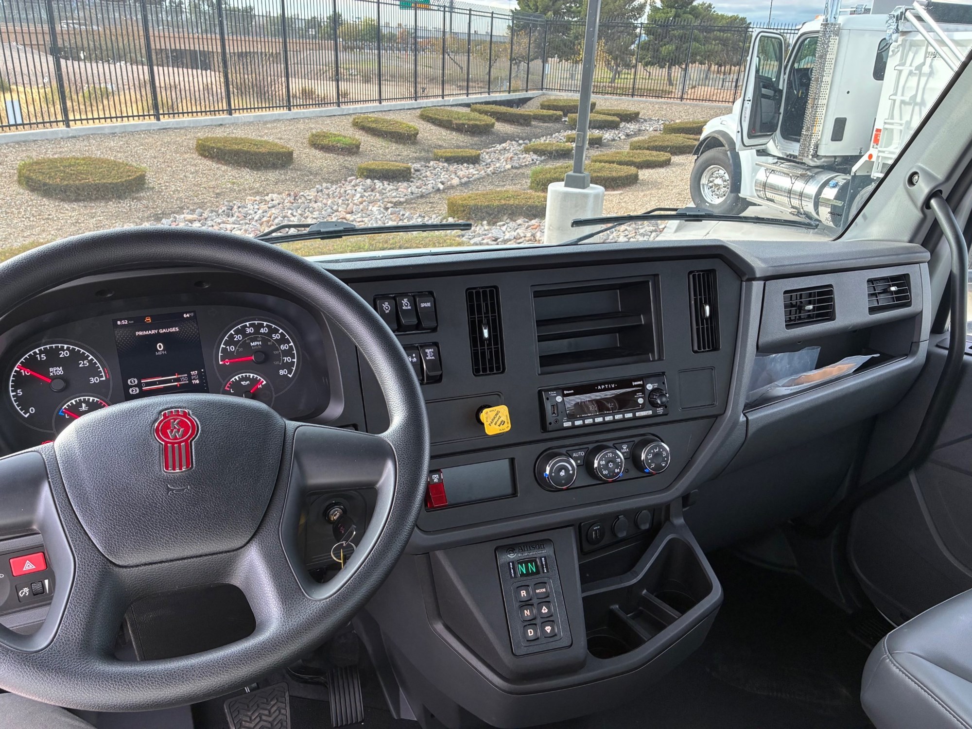 2025 Kenworth T280 SM177583-08 2025 Kenworth T280 SM177583-08