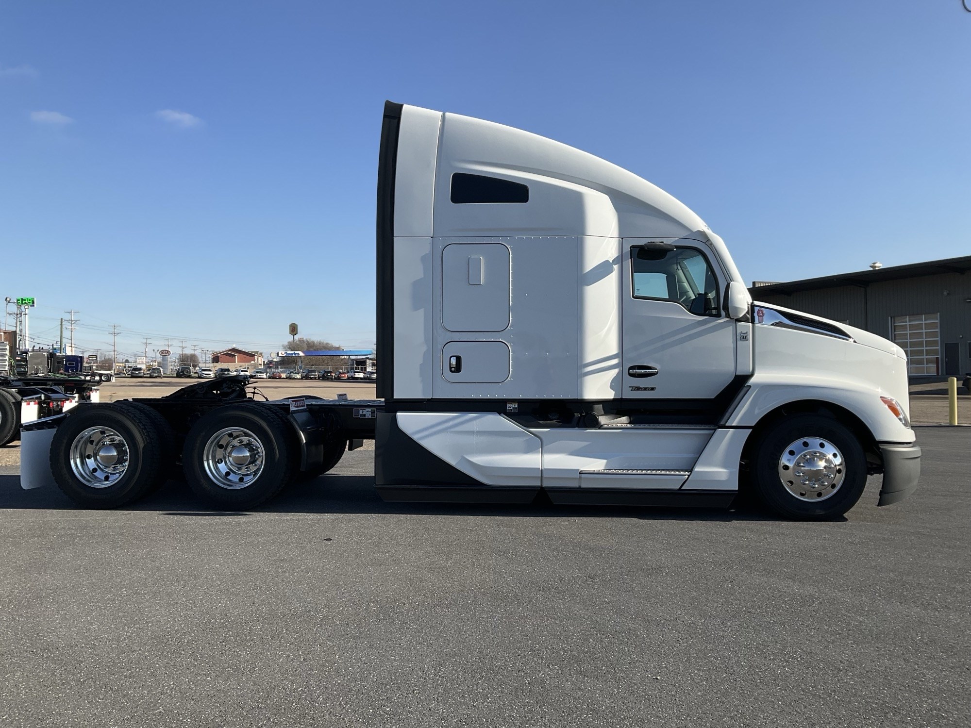 2026 Kenworth T680 Next Gen - image 5 of 6