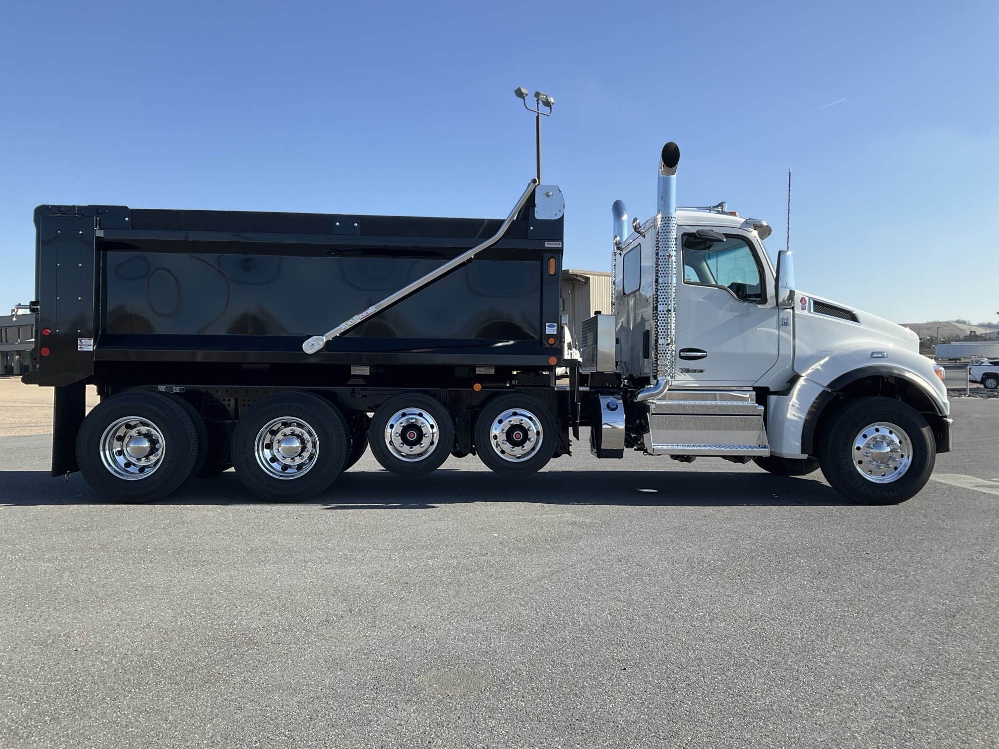 2026 Kenworth T880 TJ224027-07 2026 Kenworth T880 TJ224027-07