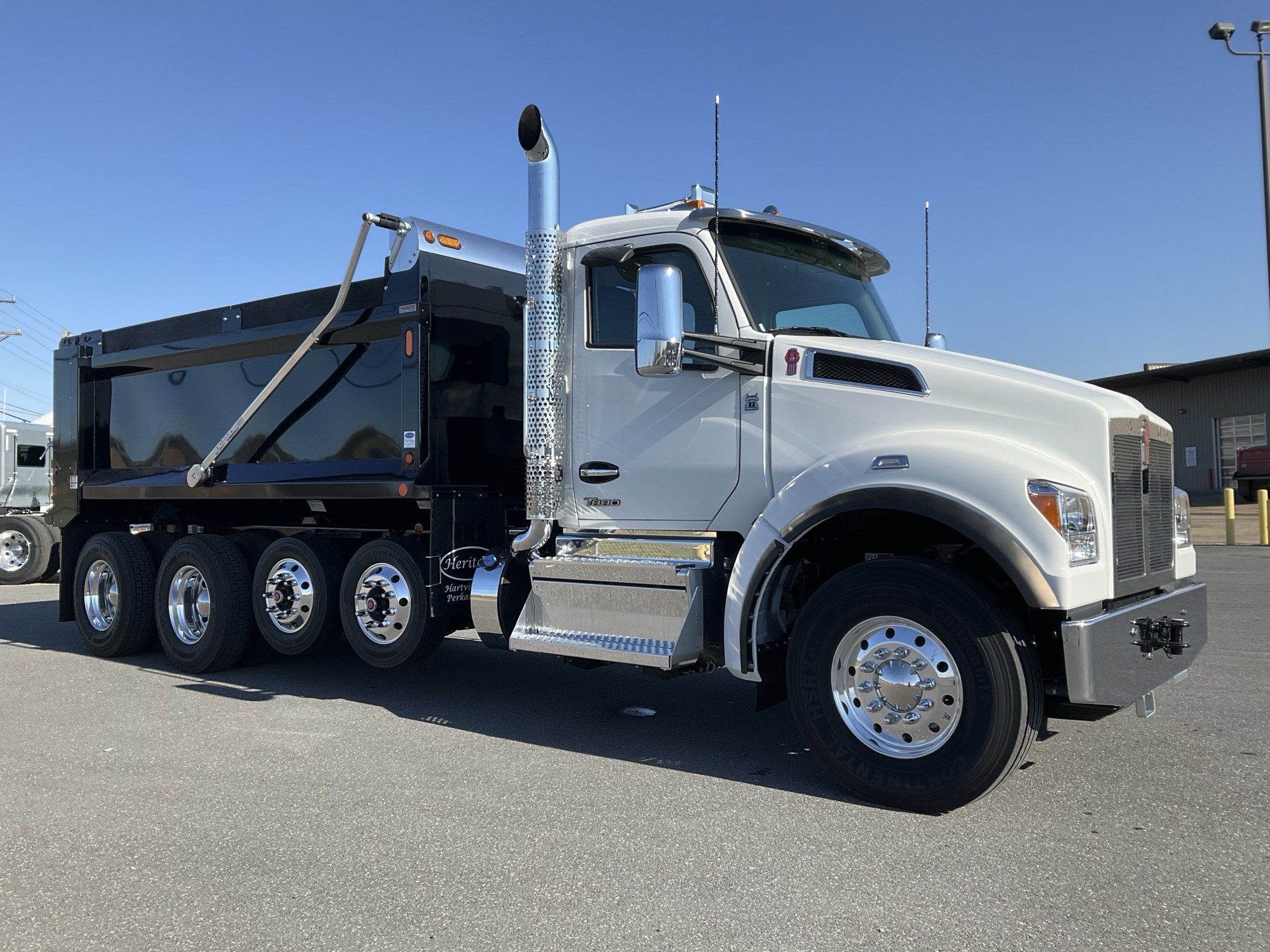 2026 Kenworth T880 TJ224027-08 2026 Kenworth T880 TJ224027-08