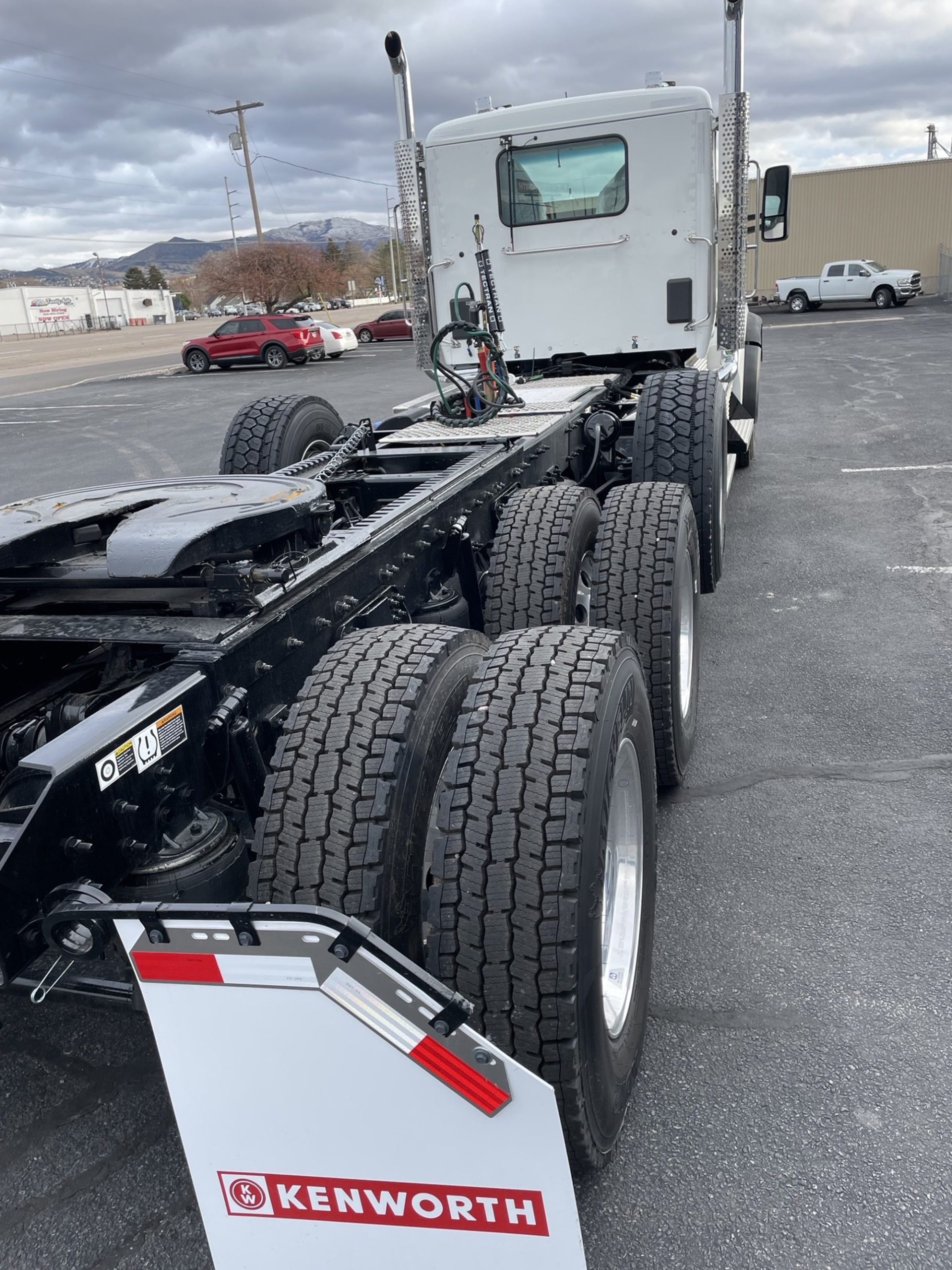 2026 Kenworth T880 2026 Kenworth T880 - image 6 of 6