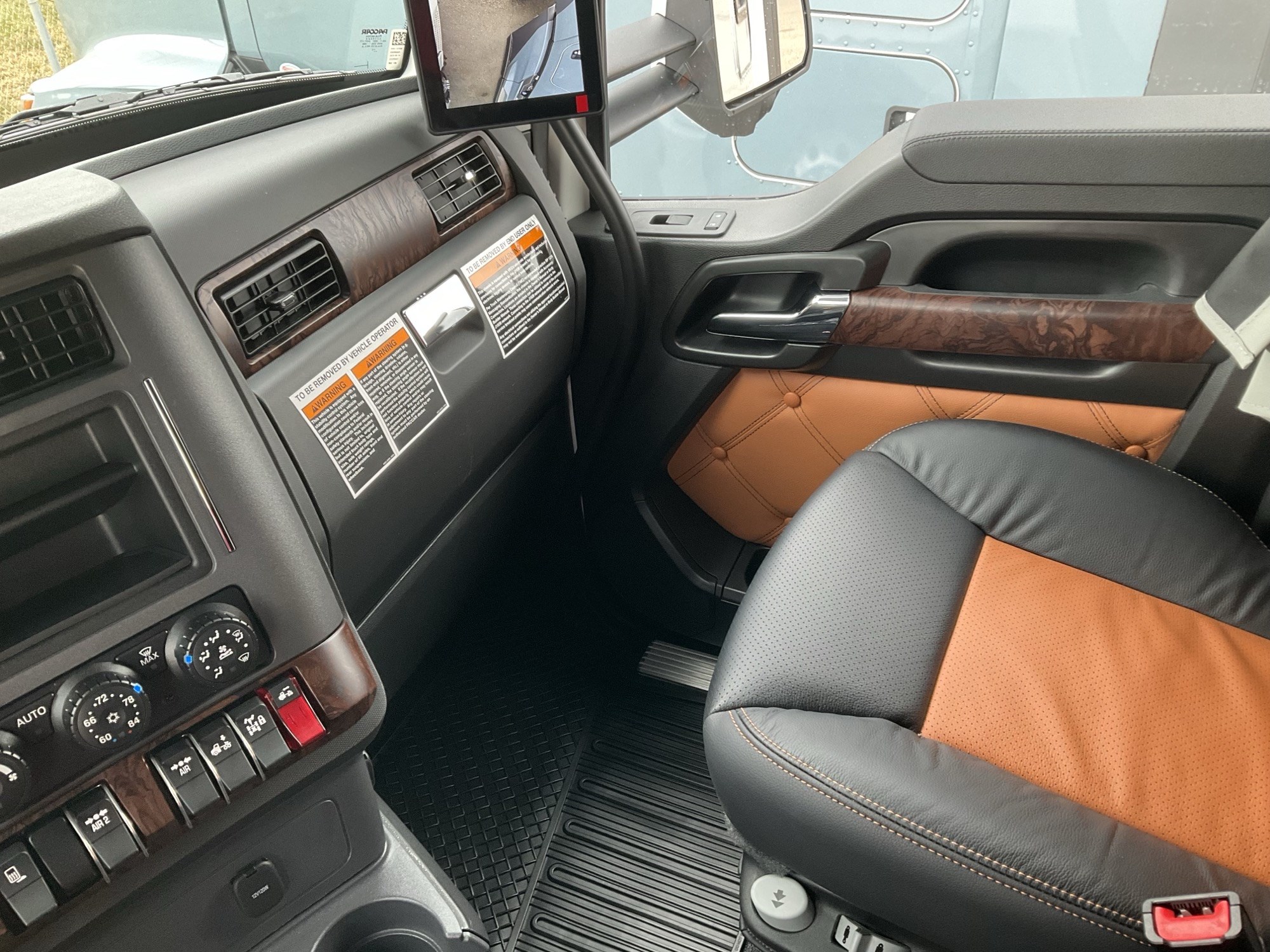 2026 Kenworth T680 Next Gen TJ230037-11 2026 Kenworth T680 Next Gen TJ230037-11