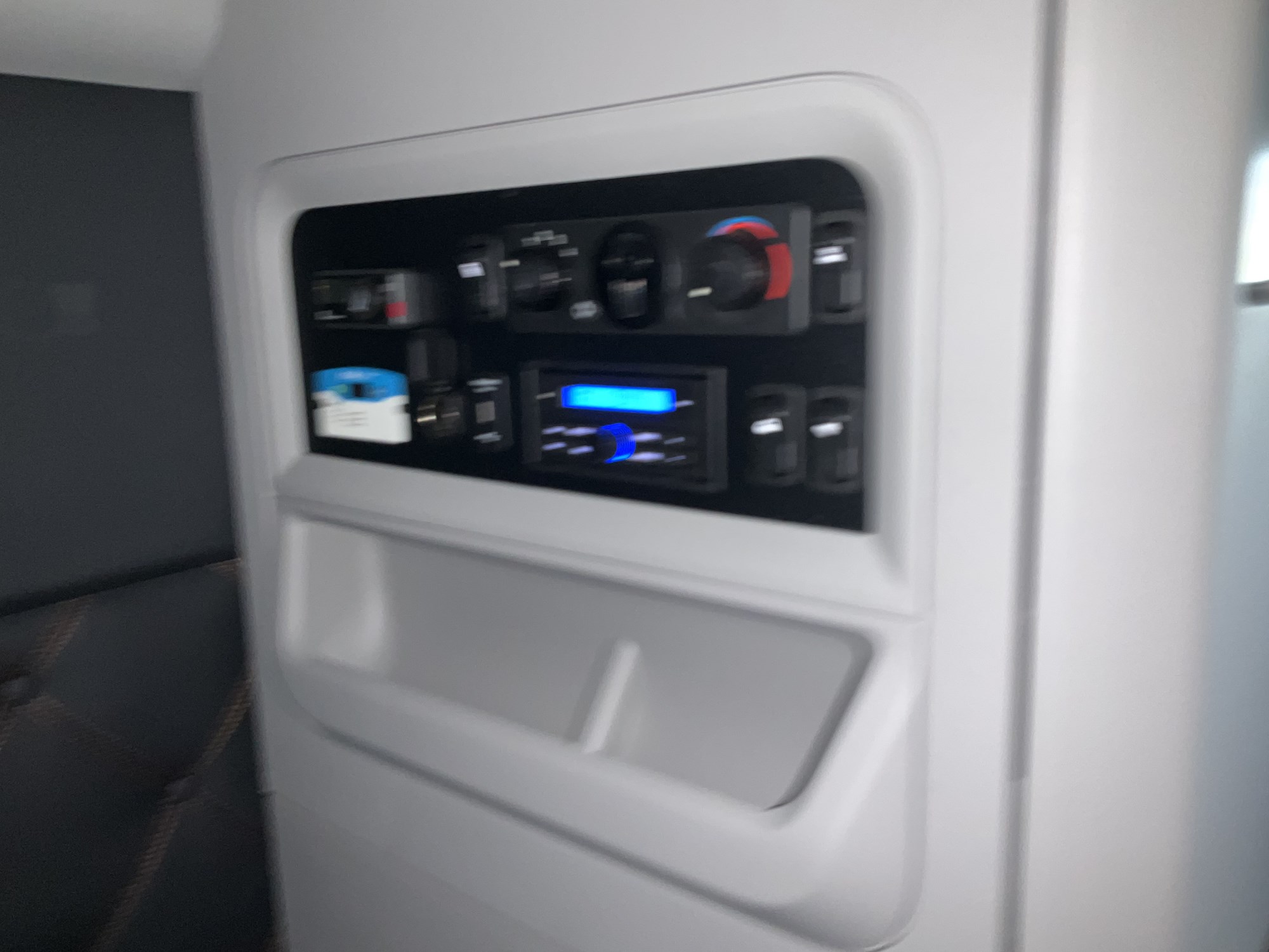 2026 Kenworth T680 Next Gen TJ230037-16 2026 Kenworth T680 Next Gen TJ230037-16